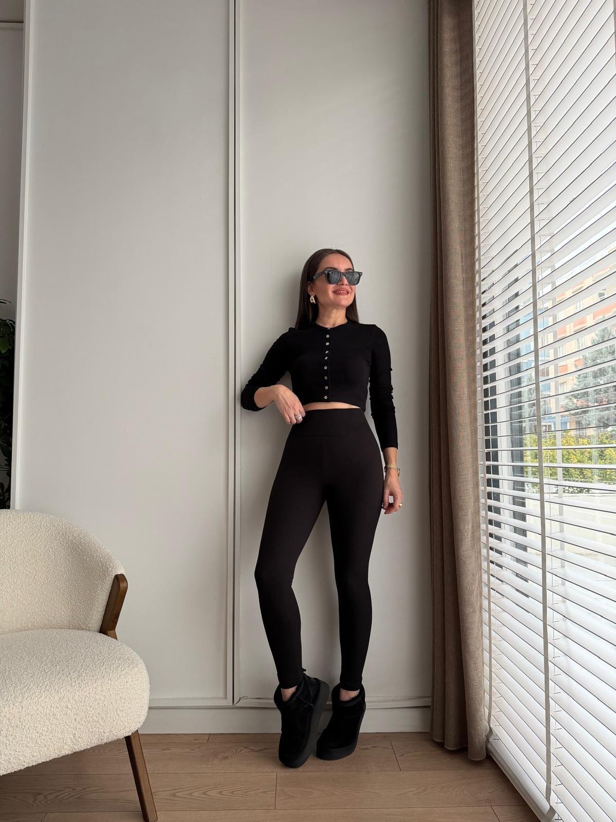 Siyah Toparlayıcı Şardonlu Fitilli Tayt T4279