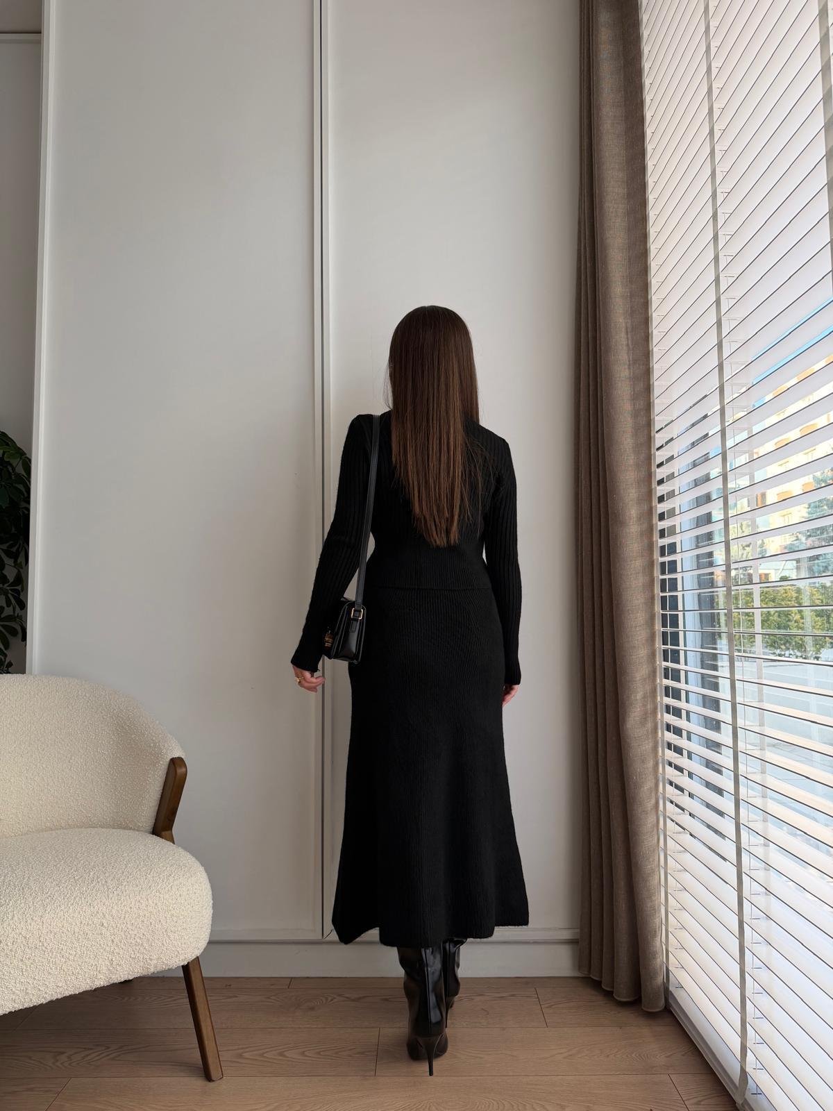 Siyah Triko Etekli Takım 31327
