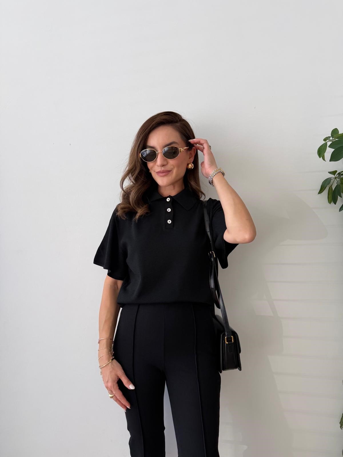 Siyah Üç Düğmeli Polo Yaka Bluz 5451