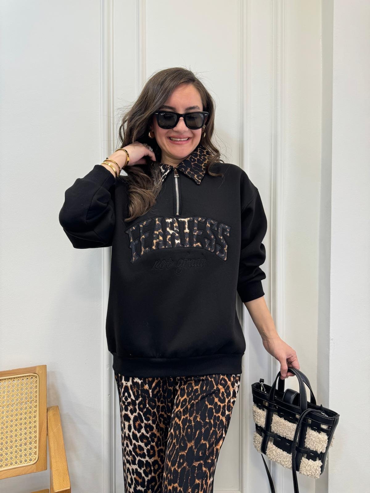 Siyah Üç İplik Leopar Desen Polo Yaka Sweatshirt 066