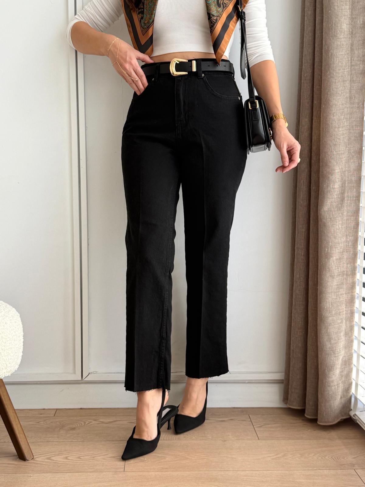 Siyah Ütü İzli Boy Fit Jean 0570