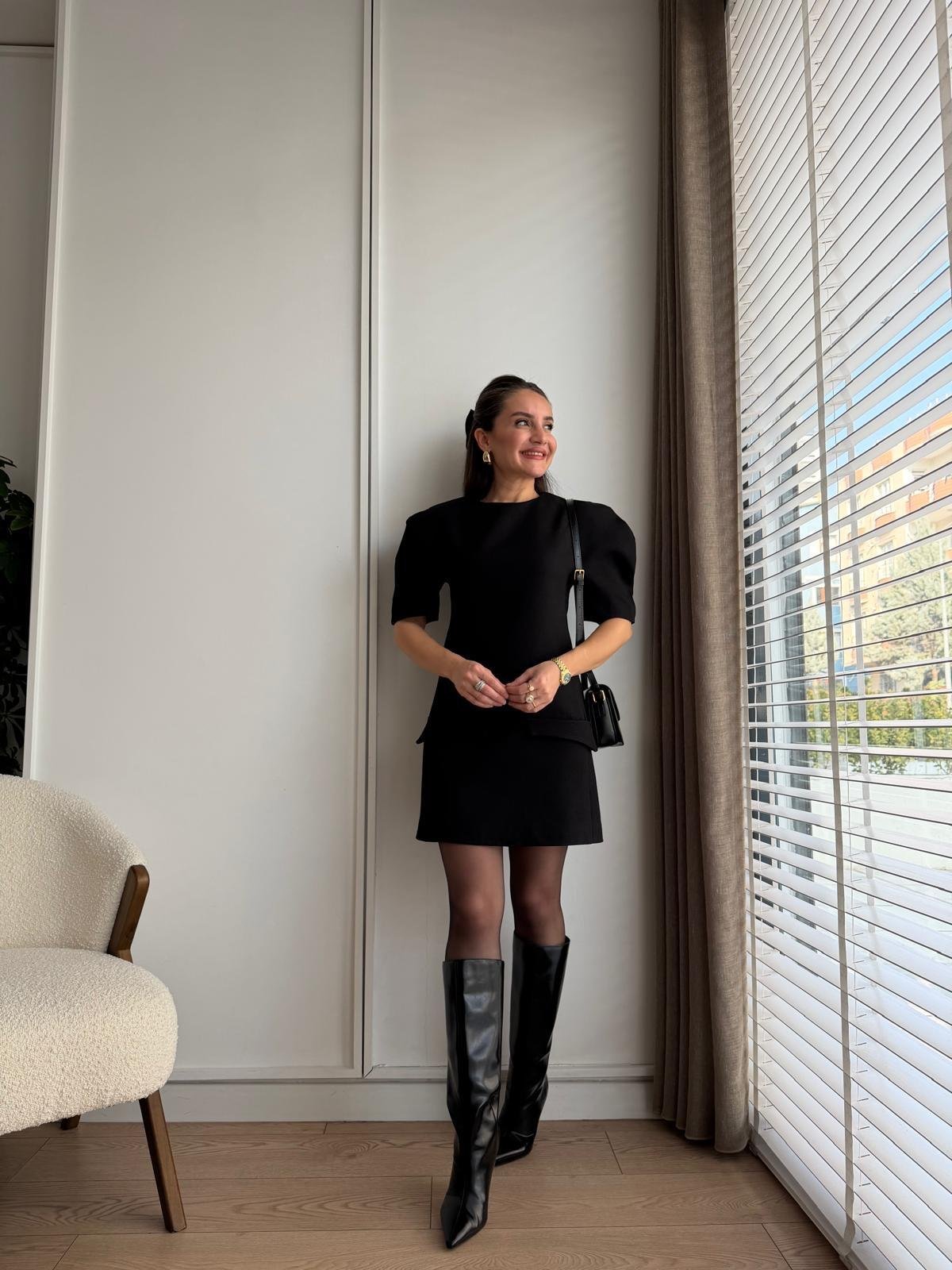 Siyah Vatkalı Cep Detaylı Mini Boy Elbise 5234