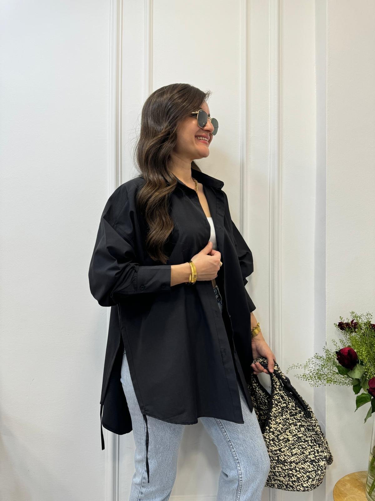 Siyah Yan Bağlamalı Oversize Gömlek 197
