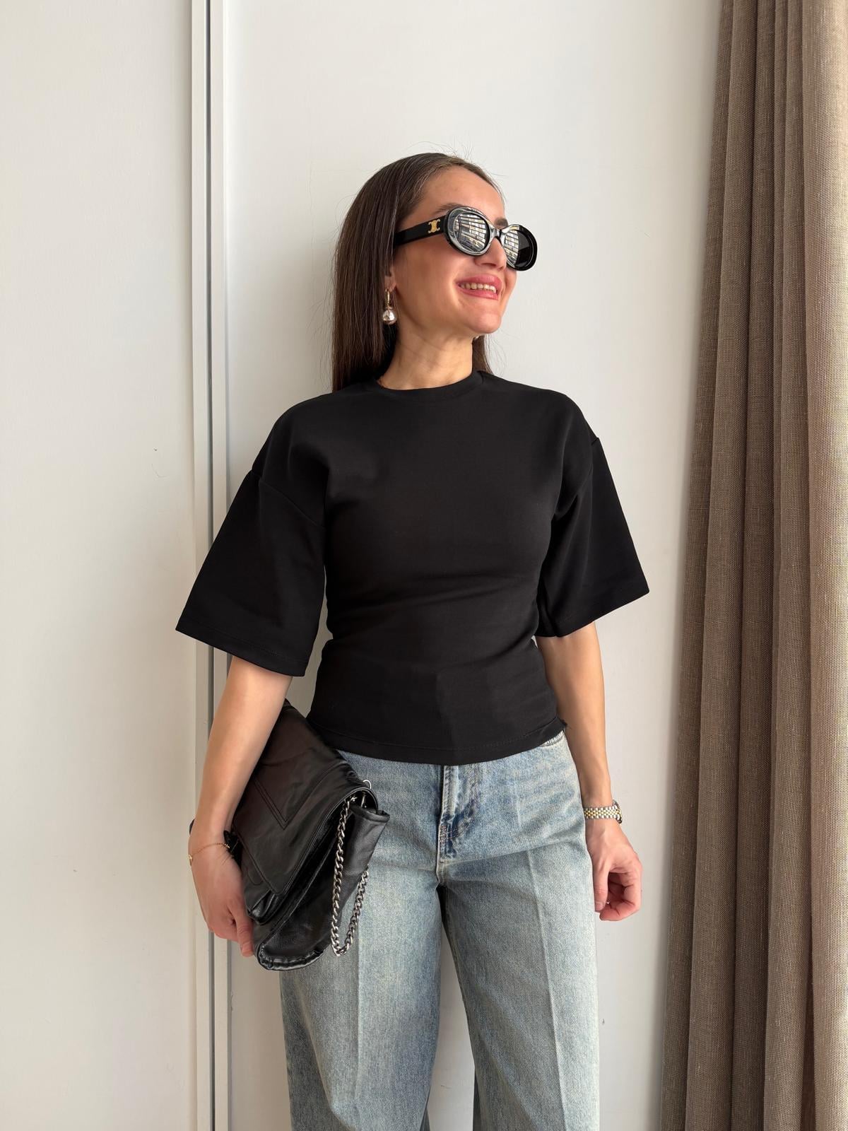 Siyah Yan Drapeli Tshirt 261003