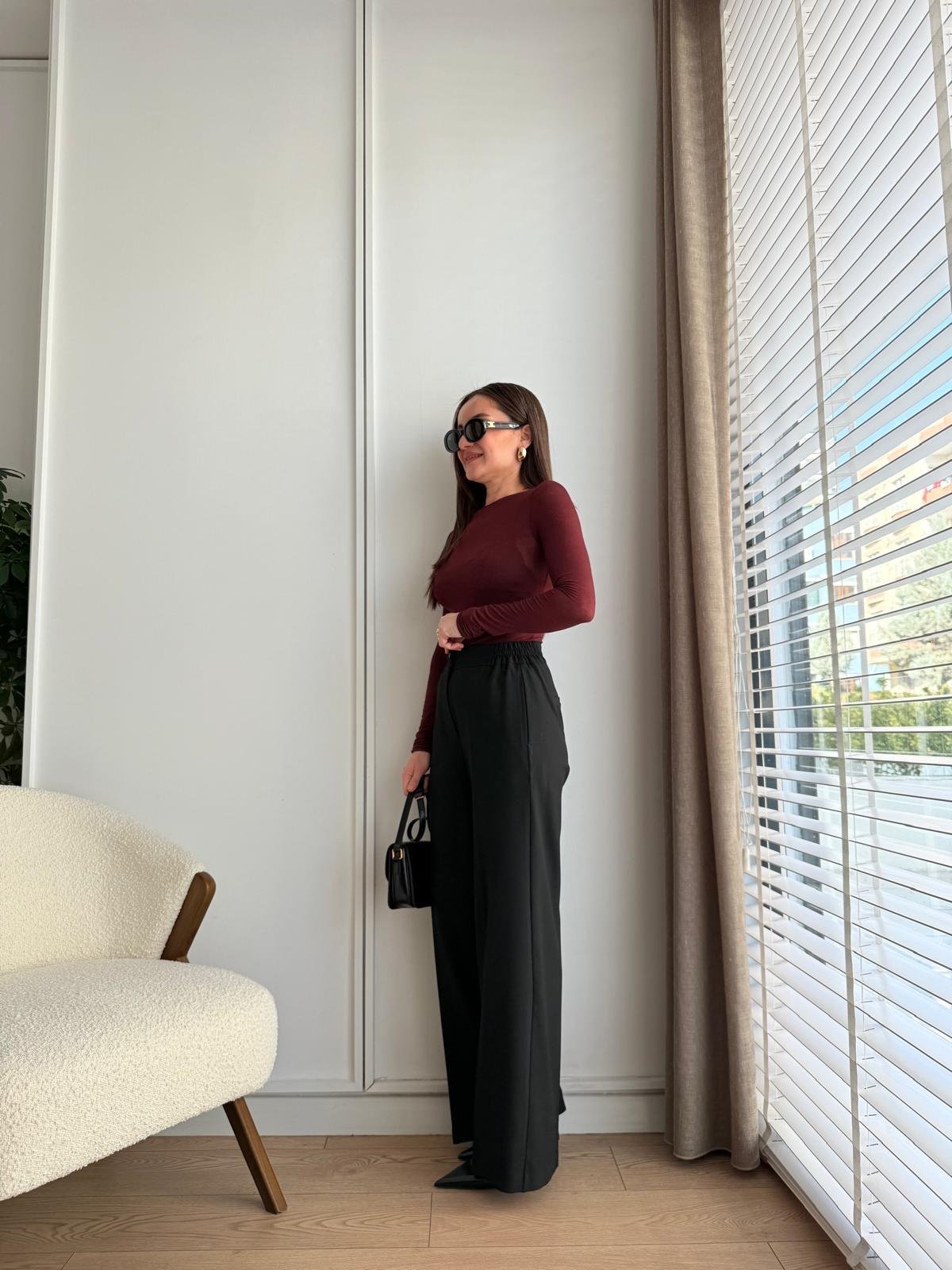 Siyah Yandan Lastikli Çift Düğmeli Palazzo Pantolon 9005