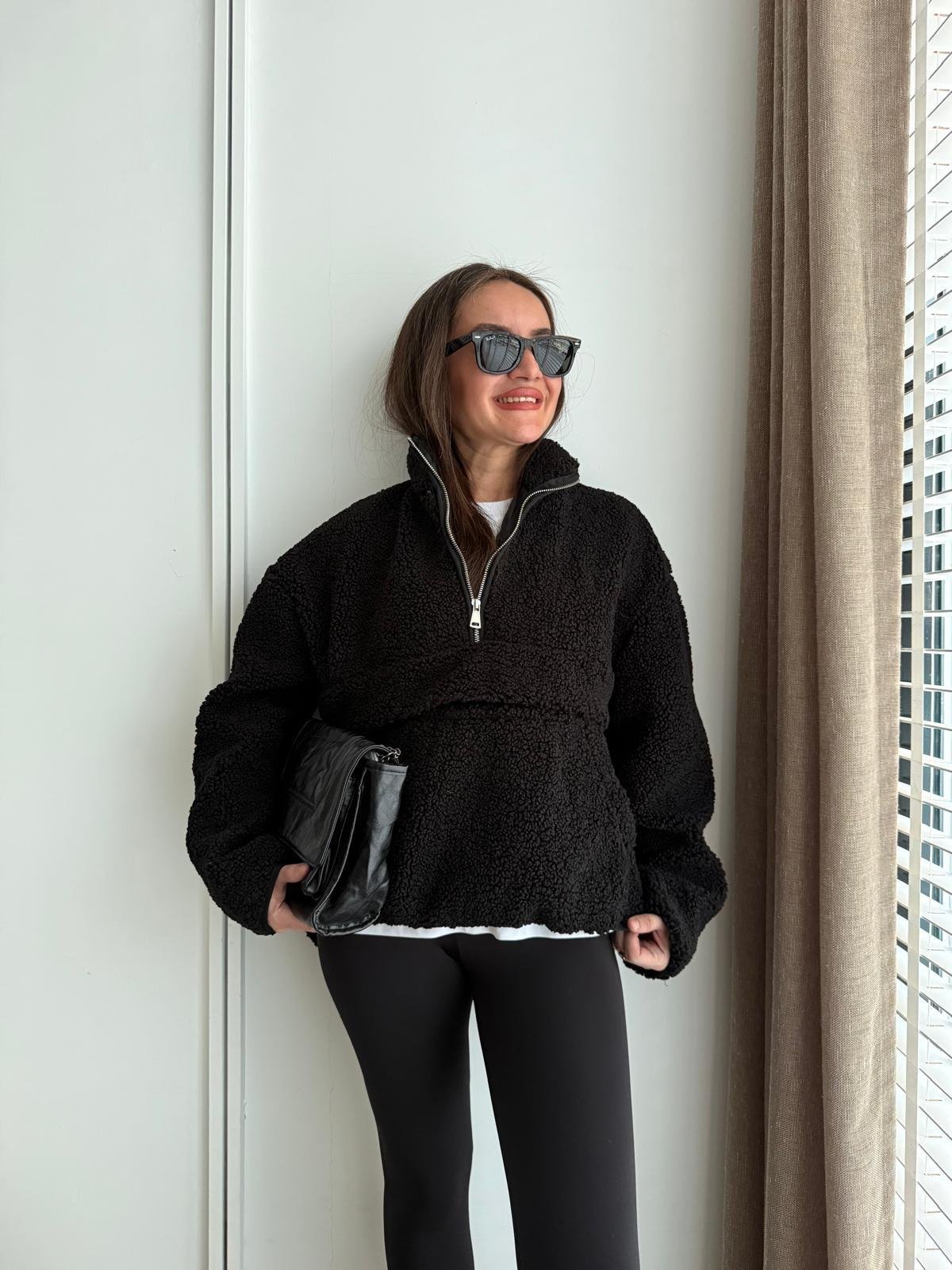 Siyah Yarım Fermuarlı Cepli Teddy Sweatshırt 1260