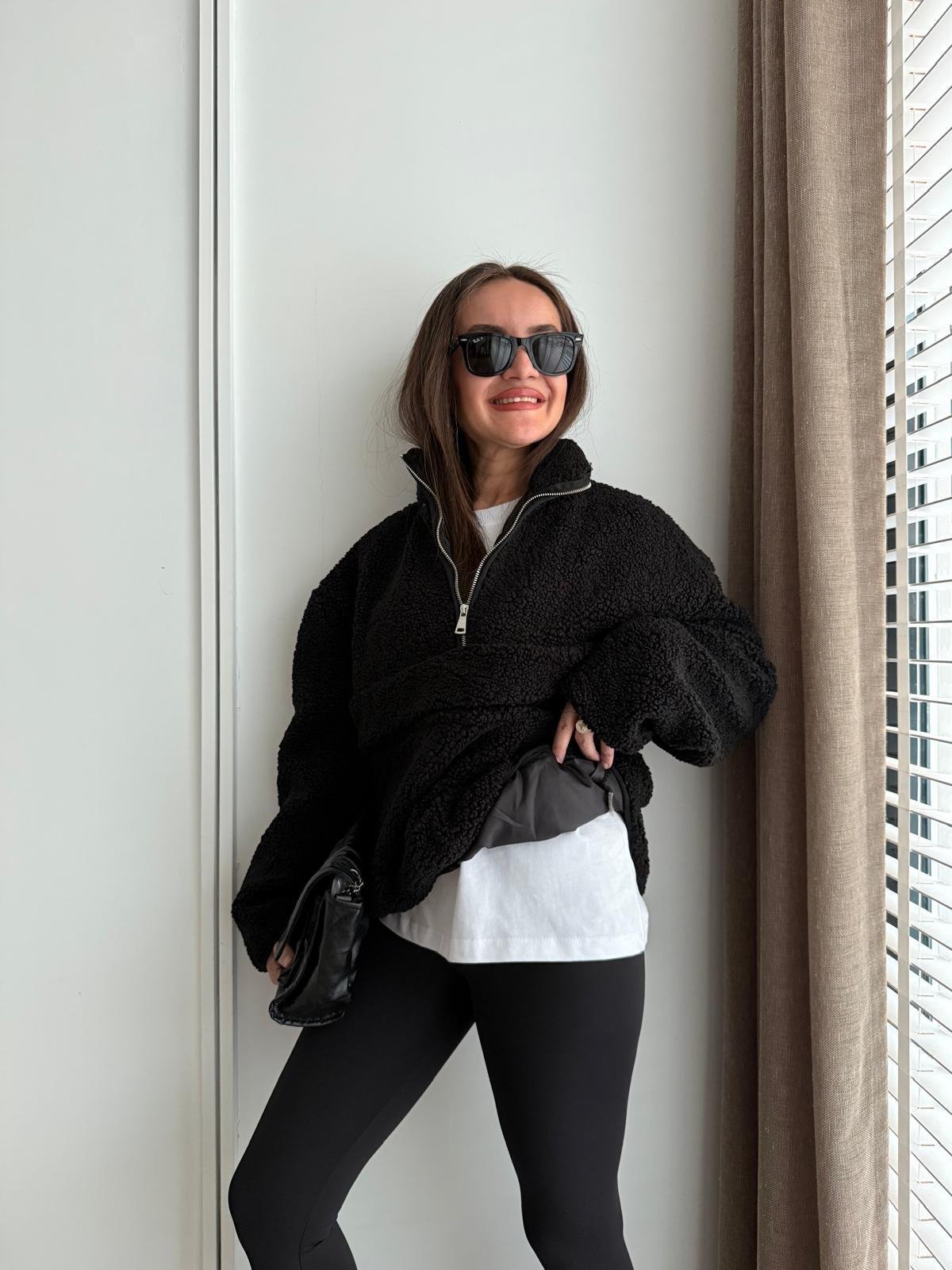 Siyah Yarım Fermuarlı Cepli Teddy Sweatshırt 1260