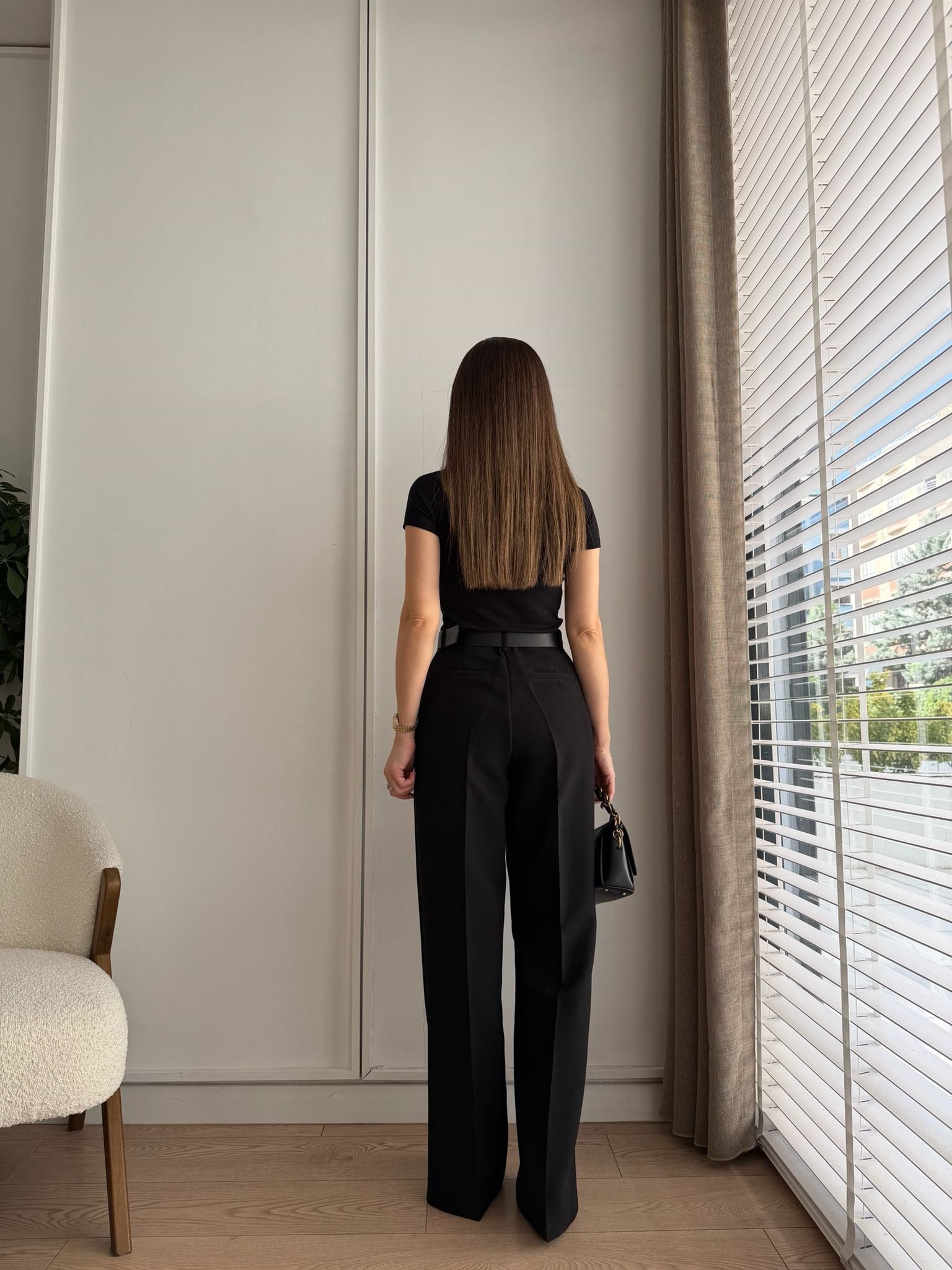Siyah Yüksek Bel Kemerli Bol Paça Pantolon 17038