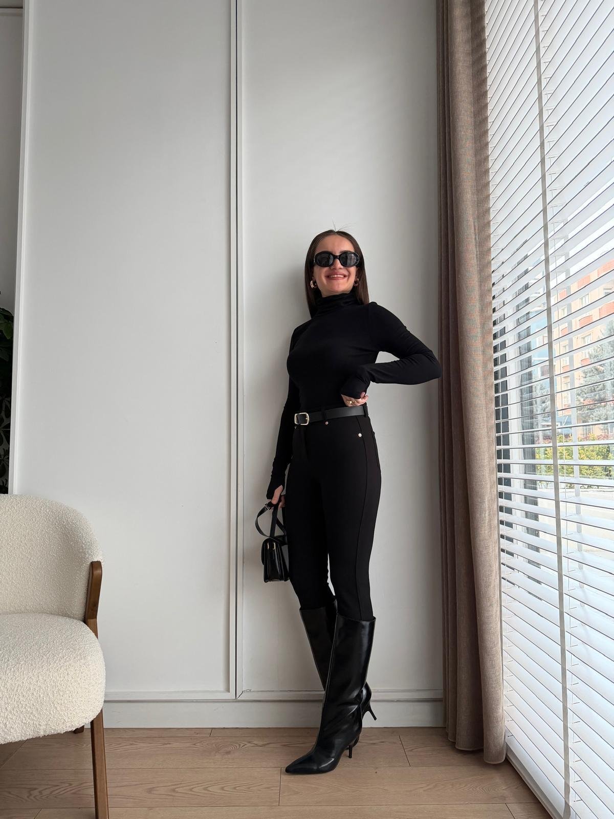 Siyah Yüksek Bel Kemerli Tayt Pantolon 37004