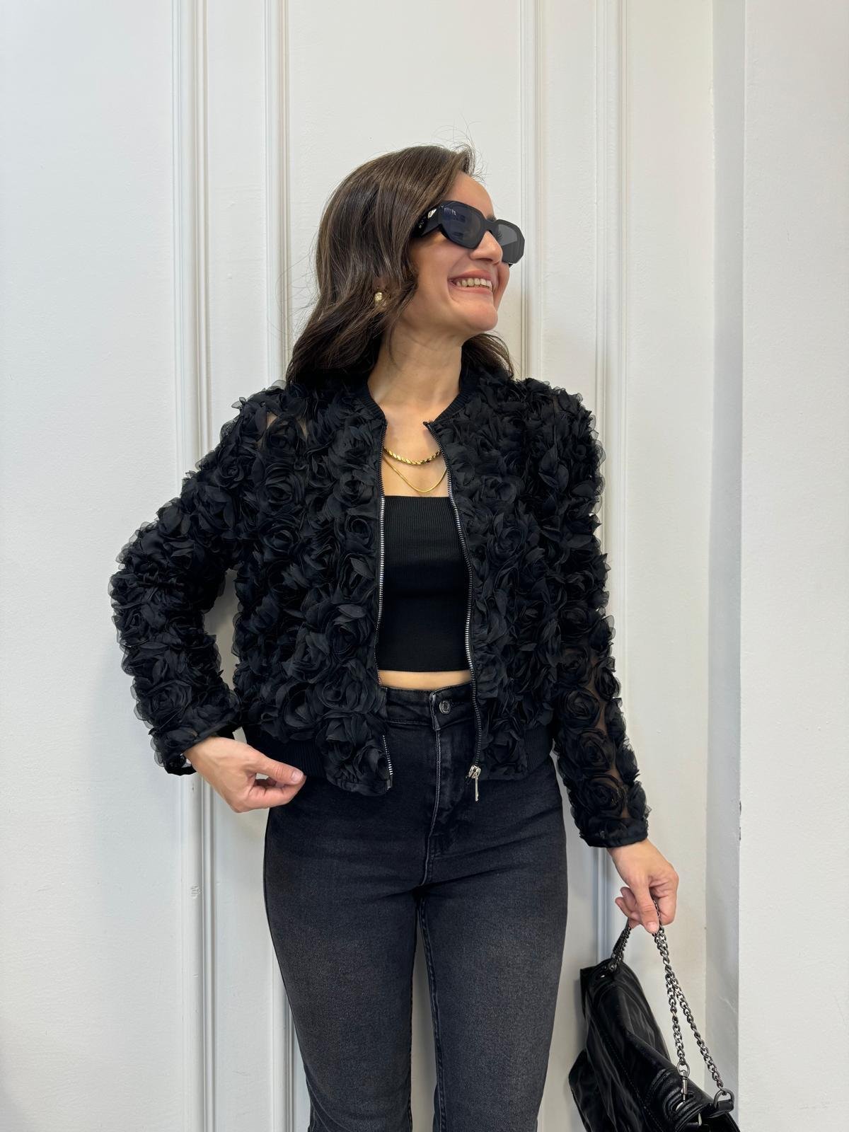 Siyah ZRA Model Tasarım Gül Detaylı Ceket 35339