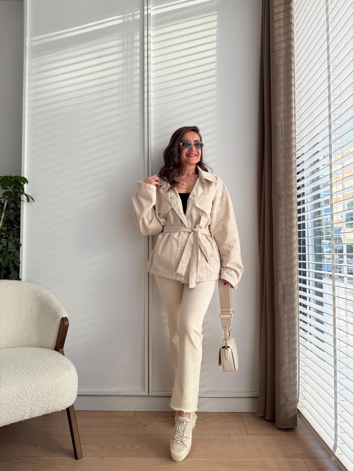 Taş Çıtçıt Düğmeli Kuşaklı Denim Ceket 7430