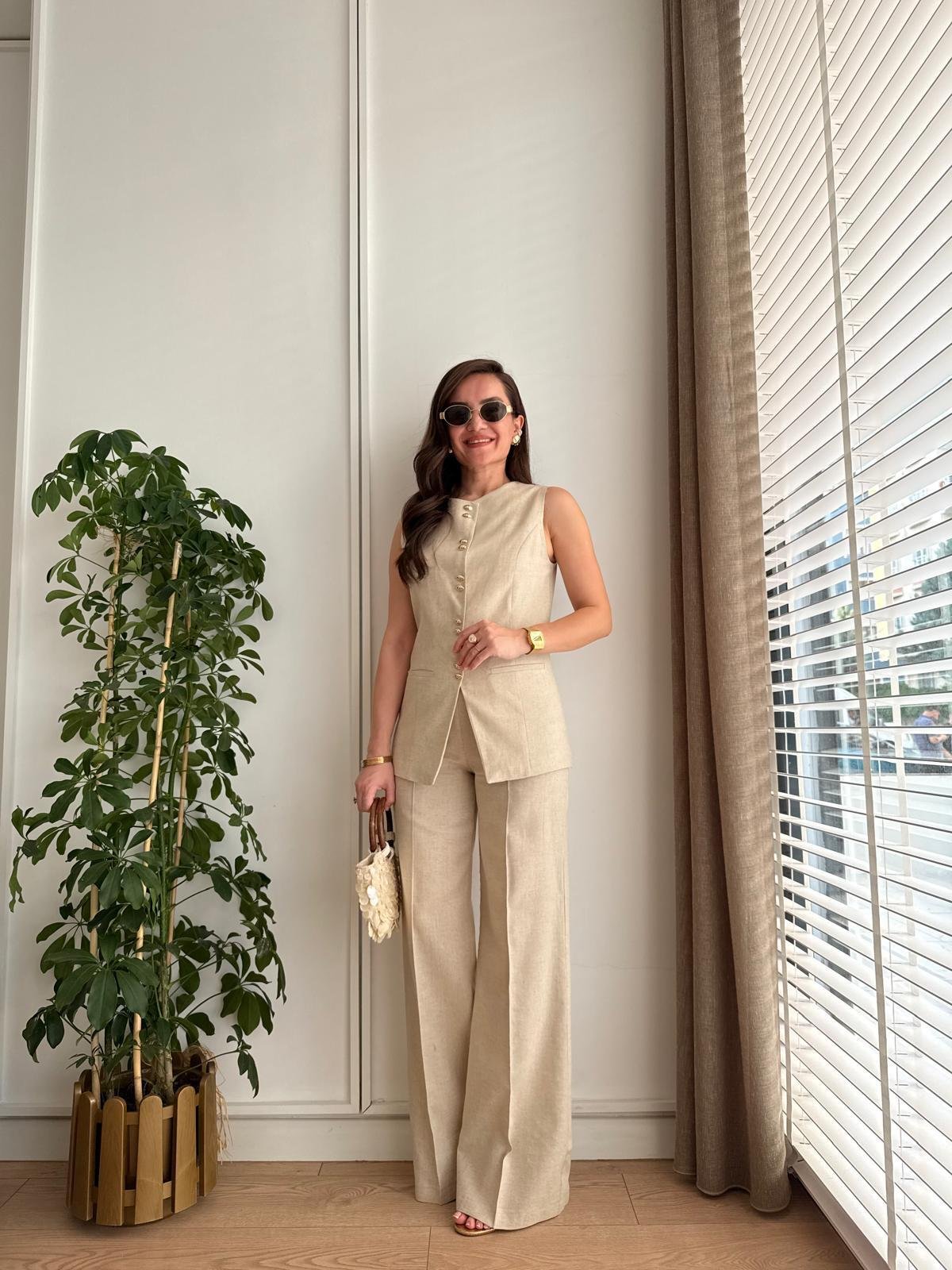 Taş Gold Düğme Detaylı Yelek Pantolon Takım 9202