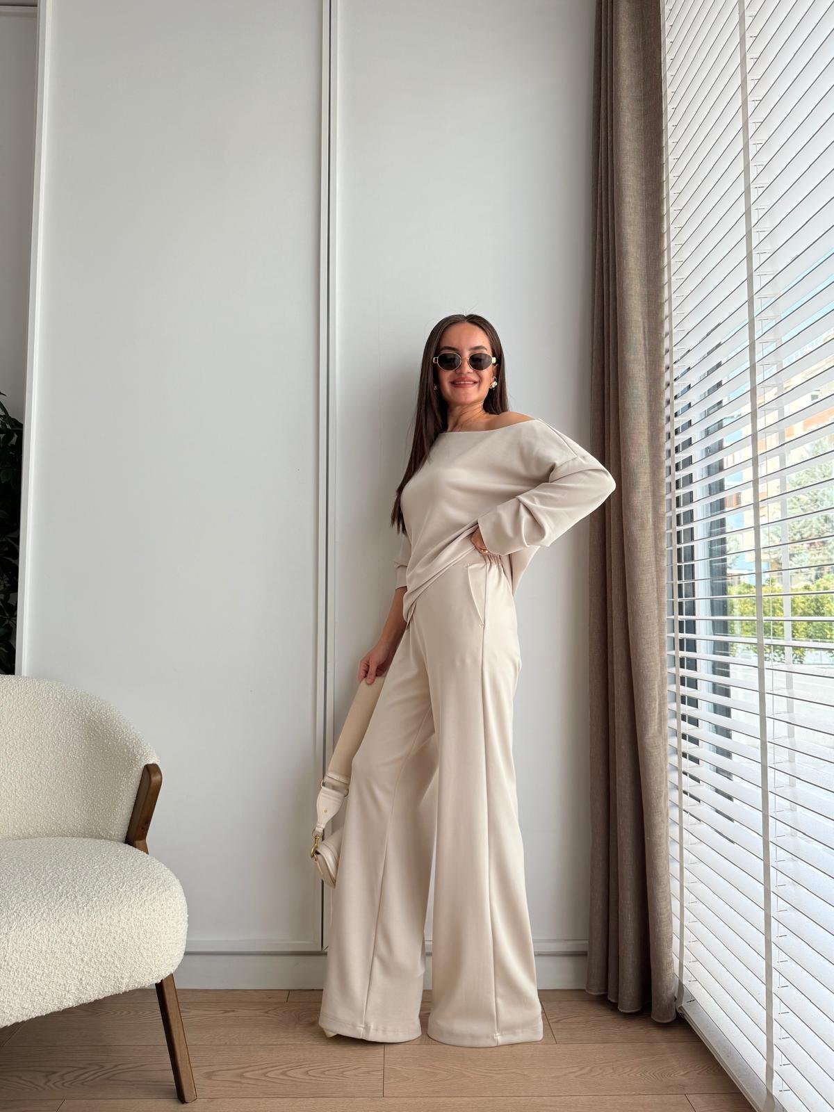 Taş Kayık Yaka Modal Kumaş Bluz Pantolon Takım 255335