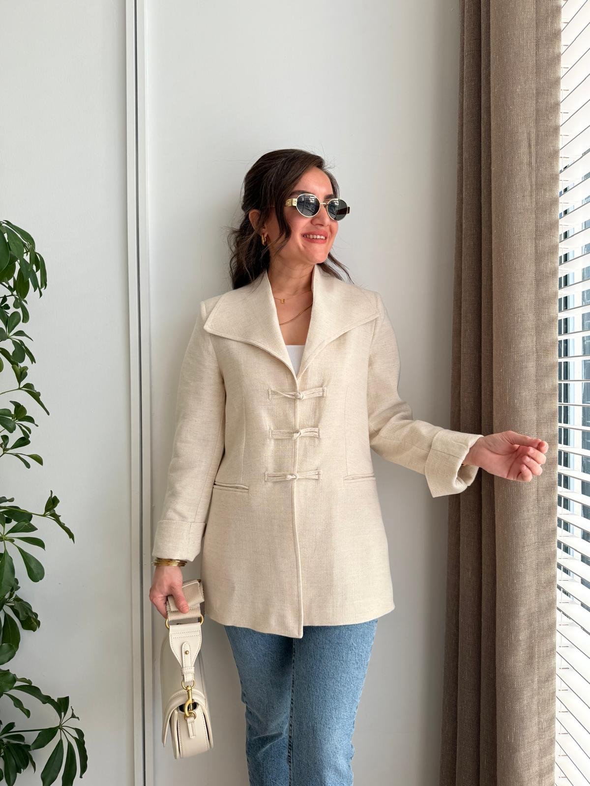 Taş Mendil Yaka Biyeli Blazer Ceket 7517
