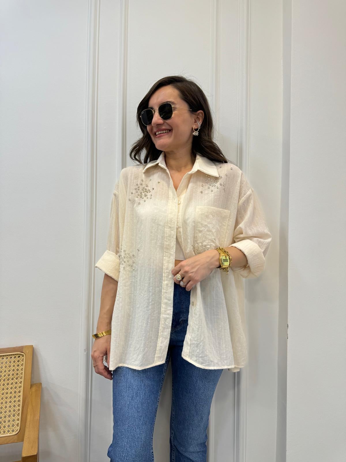Taş Önü Taş Detaylı Tek Cepli Oversize Gömlek 4913