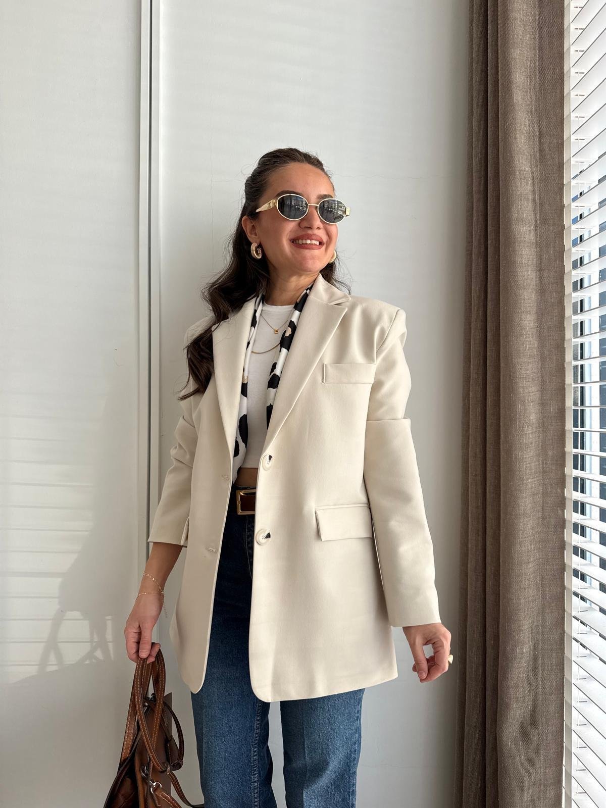 Taş Premium Seri Arkası Düğme Detaylı Blazer Ceket 4040