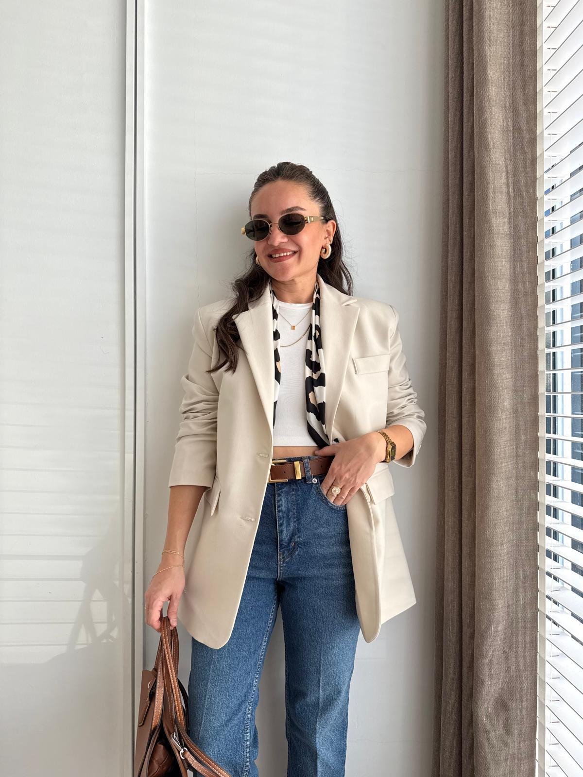 Taş Premium Seri Arkası Düğme Detaylı Blazer Ceket 4040