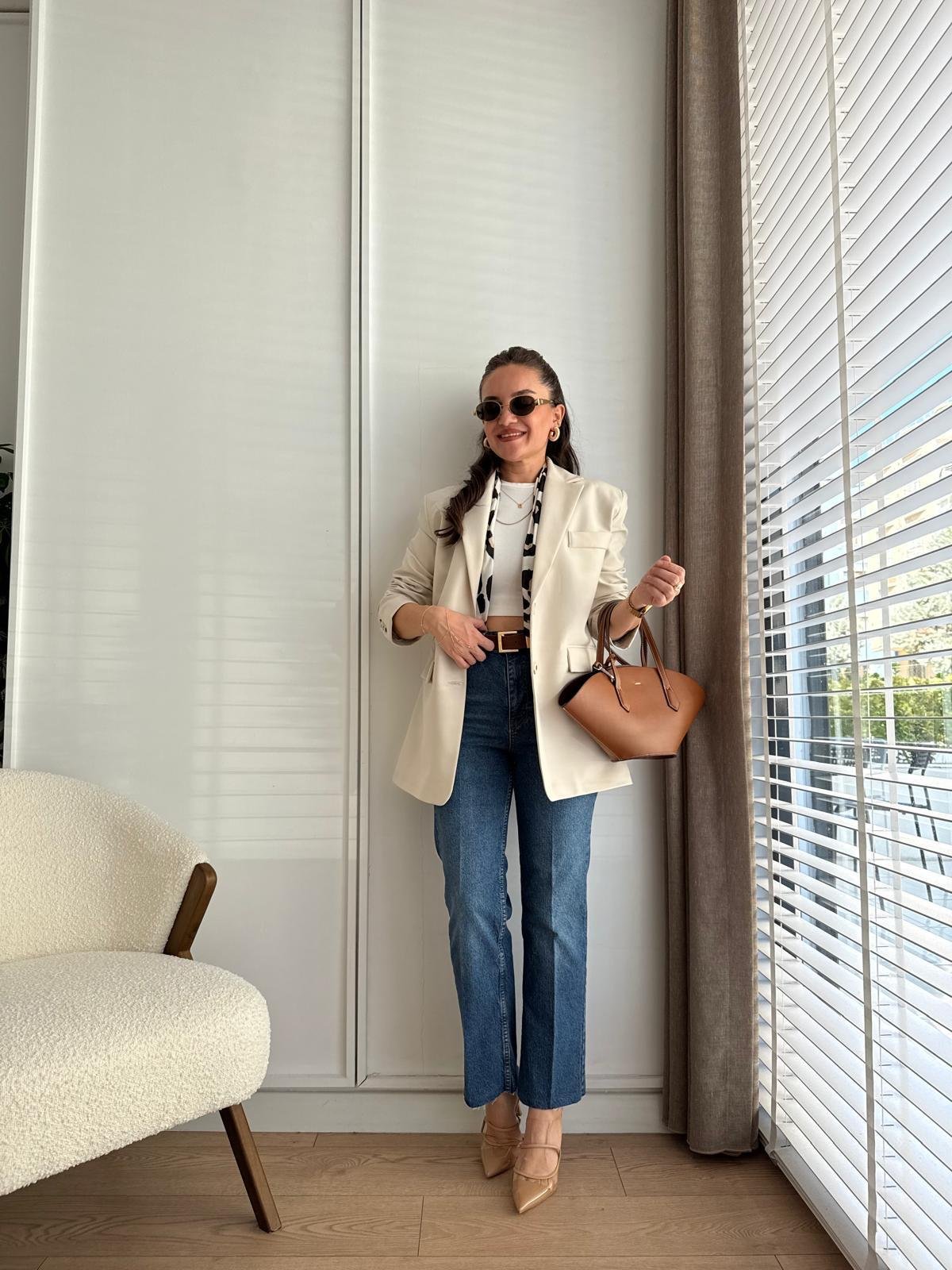 Taş Premium Seri Arkası Düğme Detaylı Blazer Ceket 4040