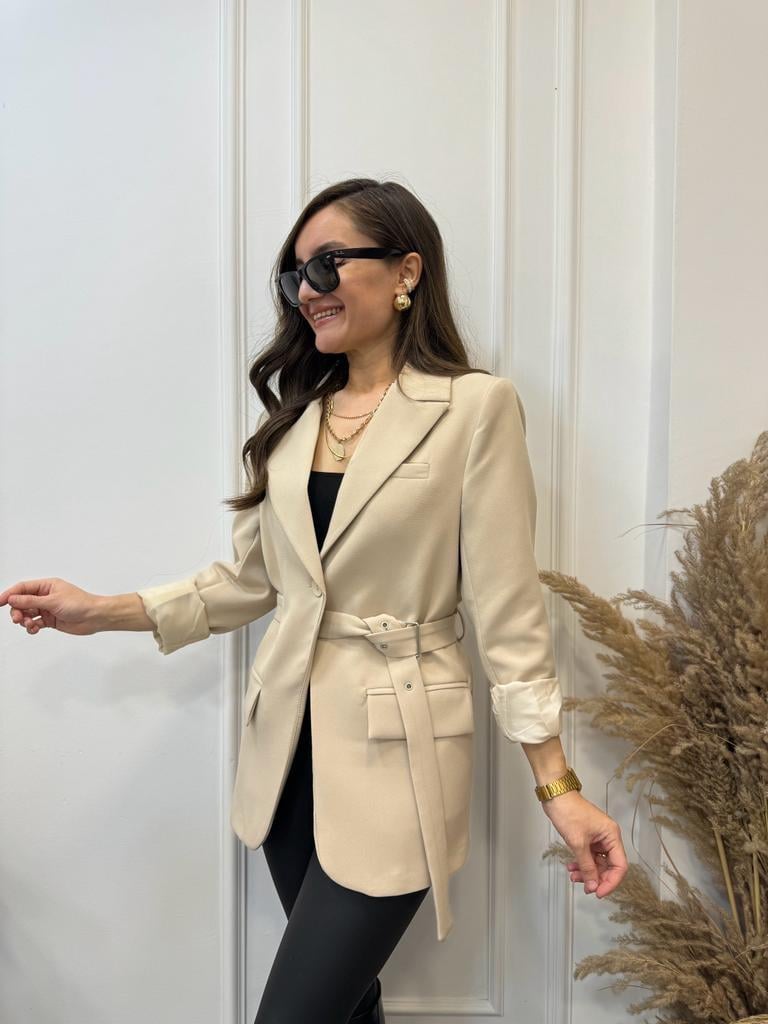 Taş Tek Düğme Kemer Detaylı Blazer Ceket 9367