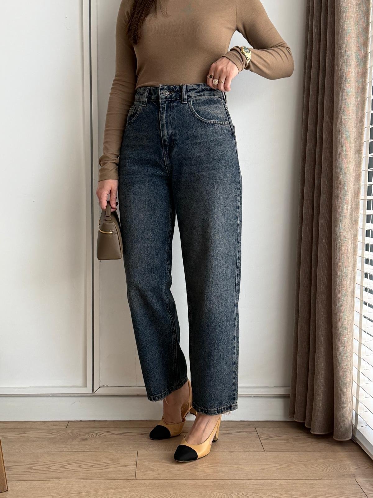 Taşlama Paçası Lazer Kesikli Boyfriend Jean 3004