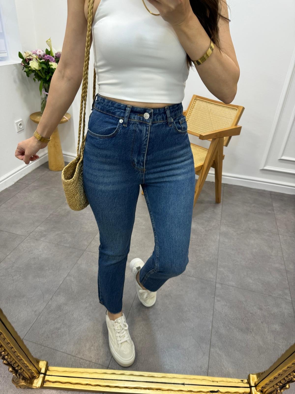Taşlama Yüksek Bel Paçası Kesik Mom Jean 0520