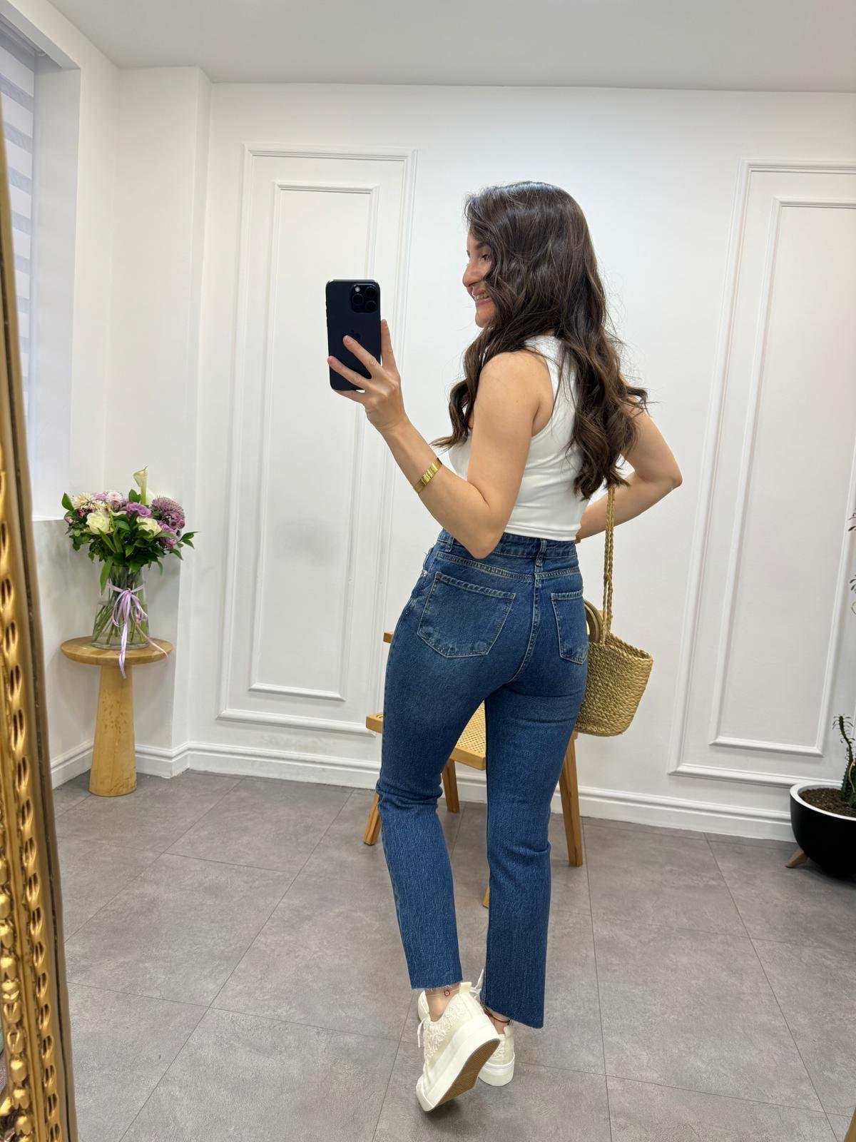 Taşlama Yüksek Bel Paçası Kesik Mom Jean 0520