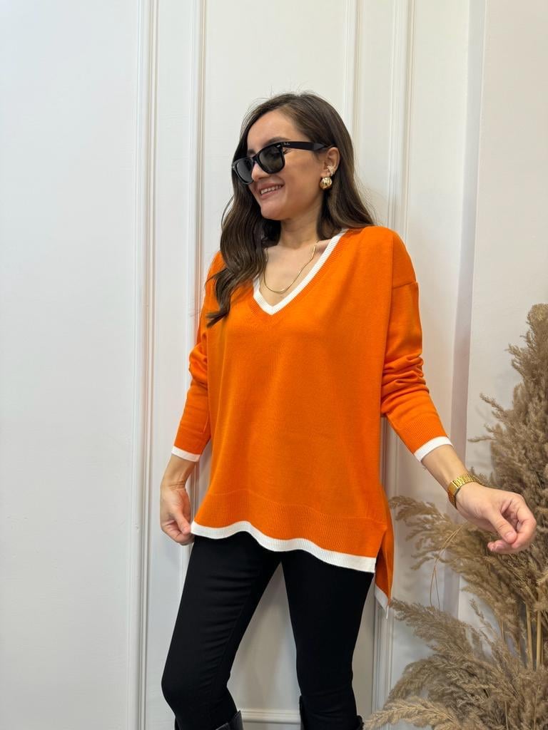 Turuncu V Yaka Beyaz Şeritli Triko Bluz 3743