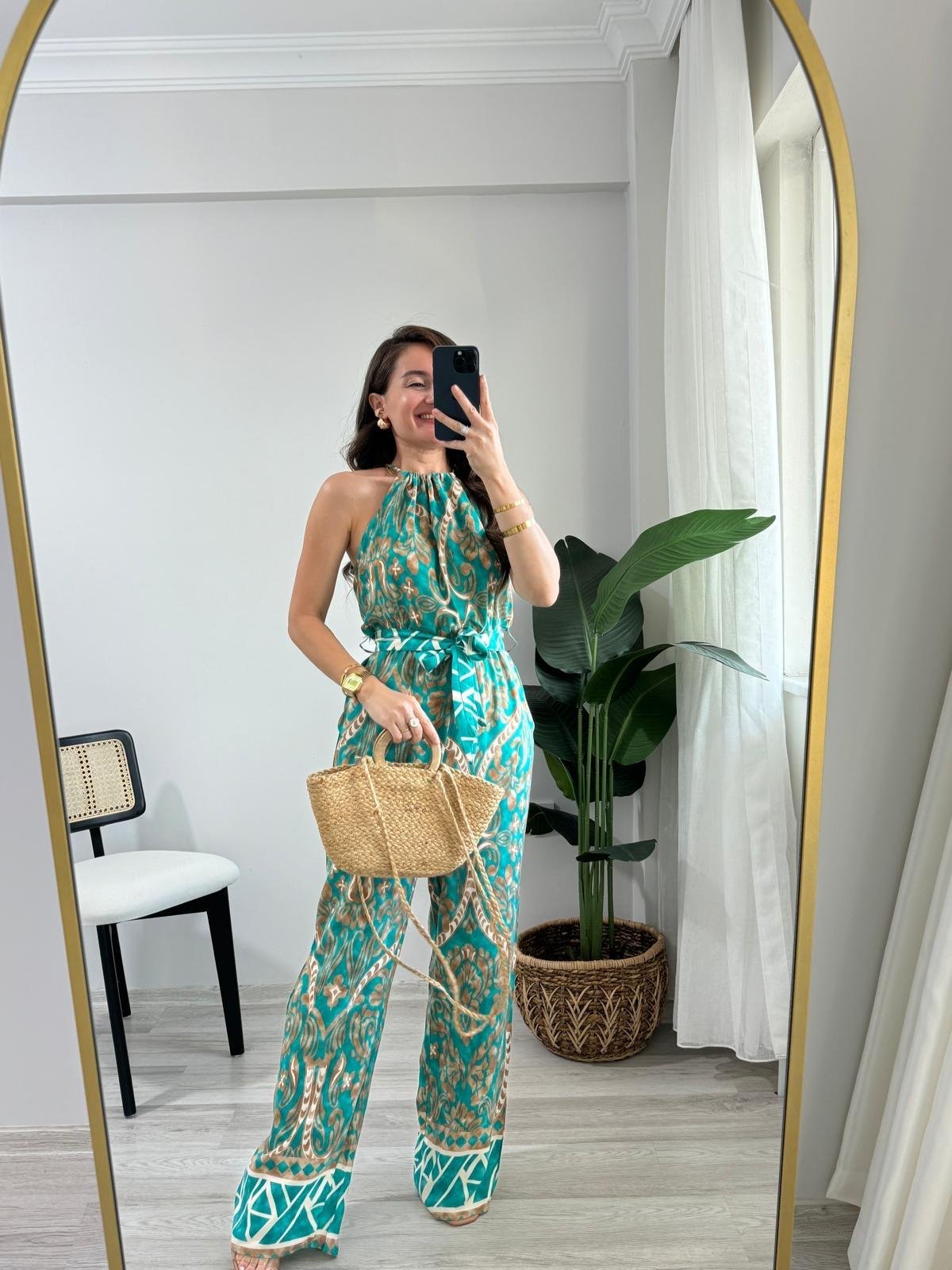 Yeşil Desenli Halter Yaka Bel Lastikli Kuşaklı Tulum  3528