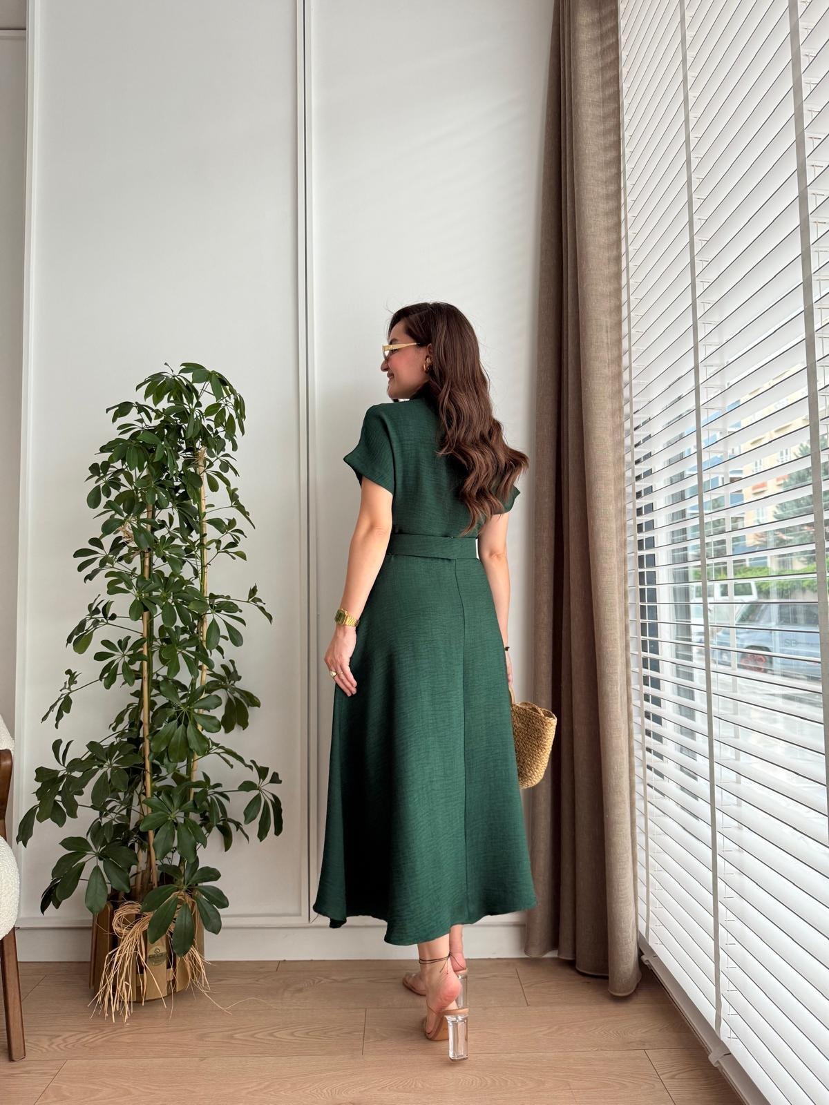 Zümrütyeşili Cepli Kemerli Midi boy Gömlek Elbise 5153