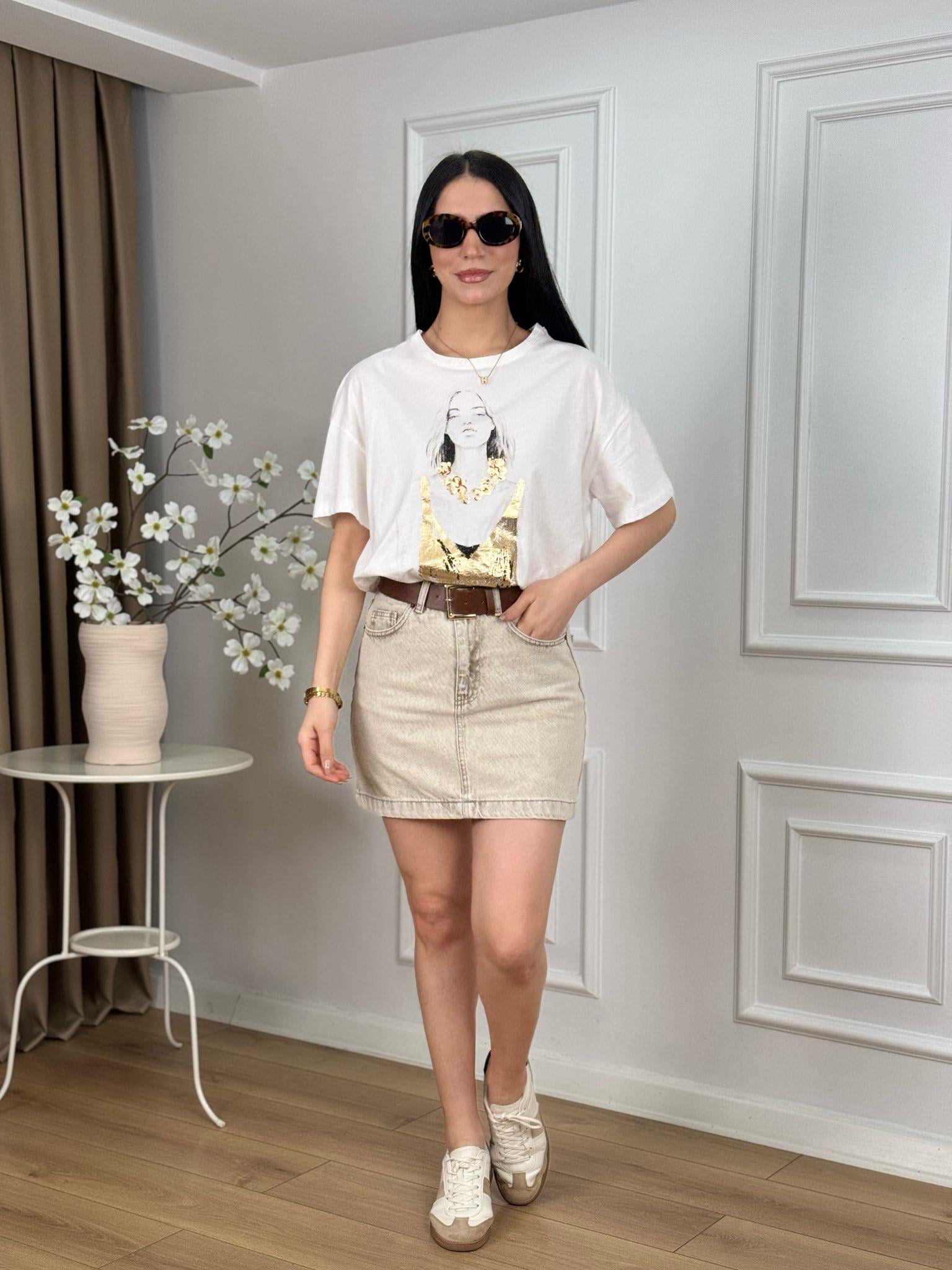 Beyaz Bisiklet Yaka Kız Baskılı Varaklı Tshirt 4504