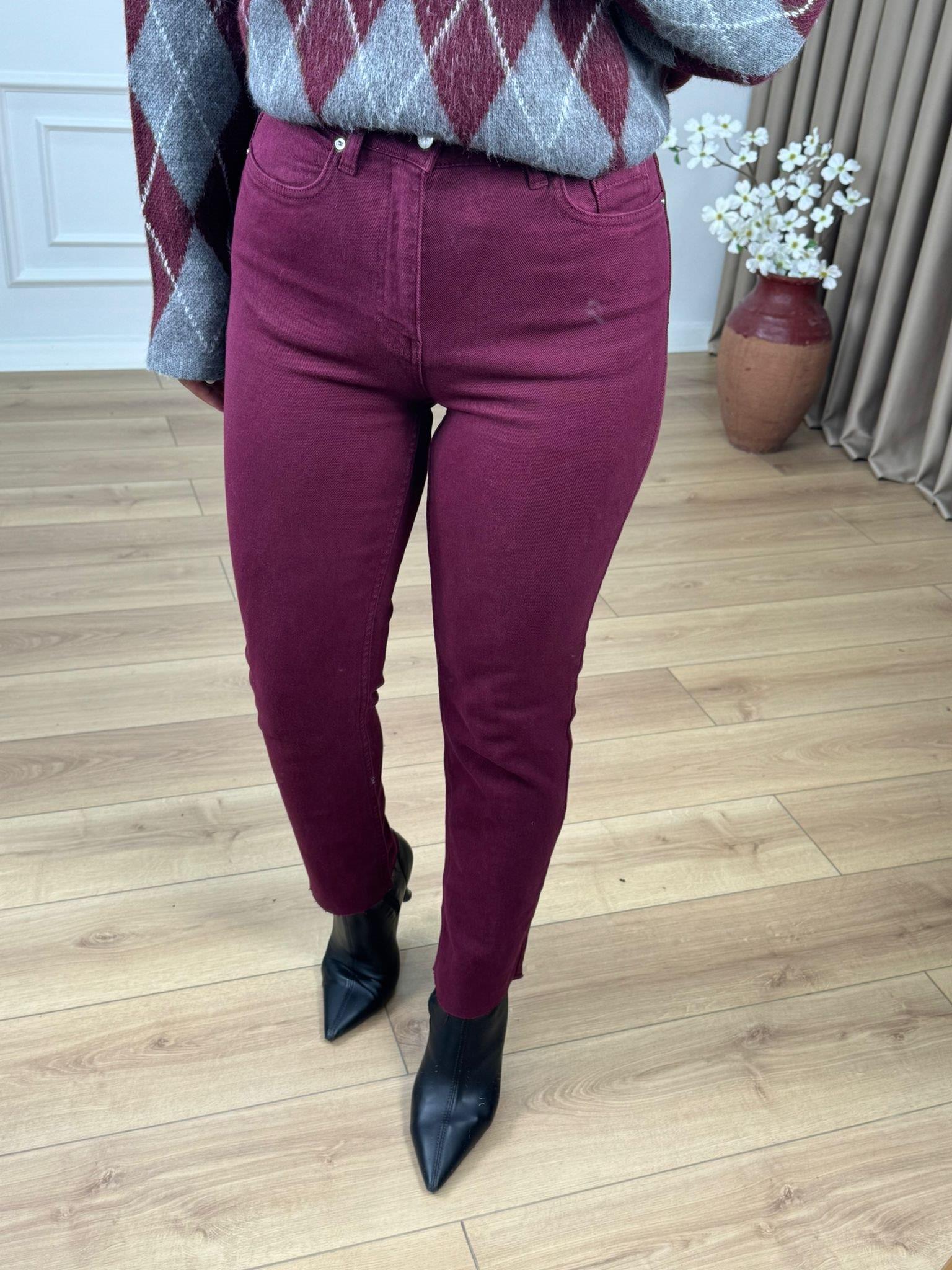 Bordo Yüksek Bel Likralı Toparlayıcı Paçası Kesik Fit Mom Jean 764