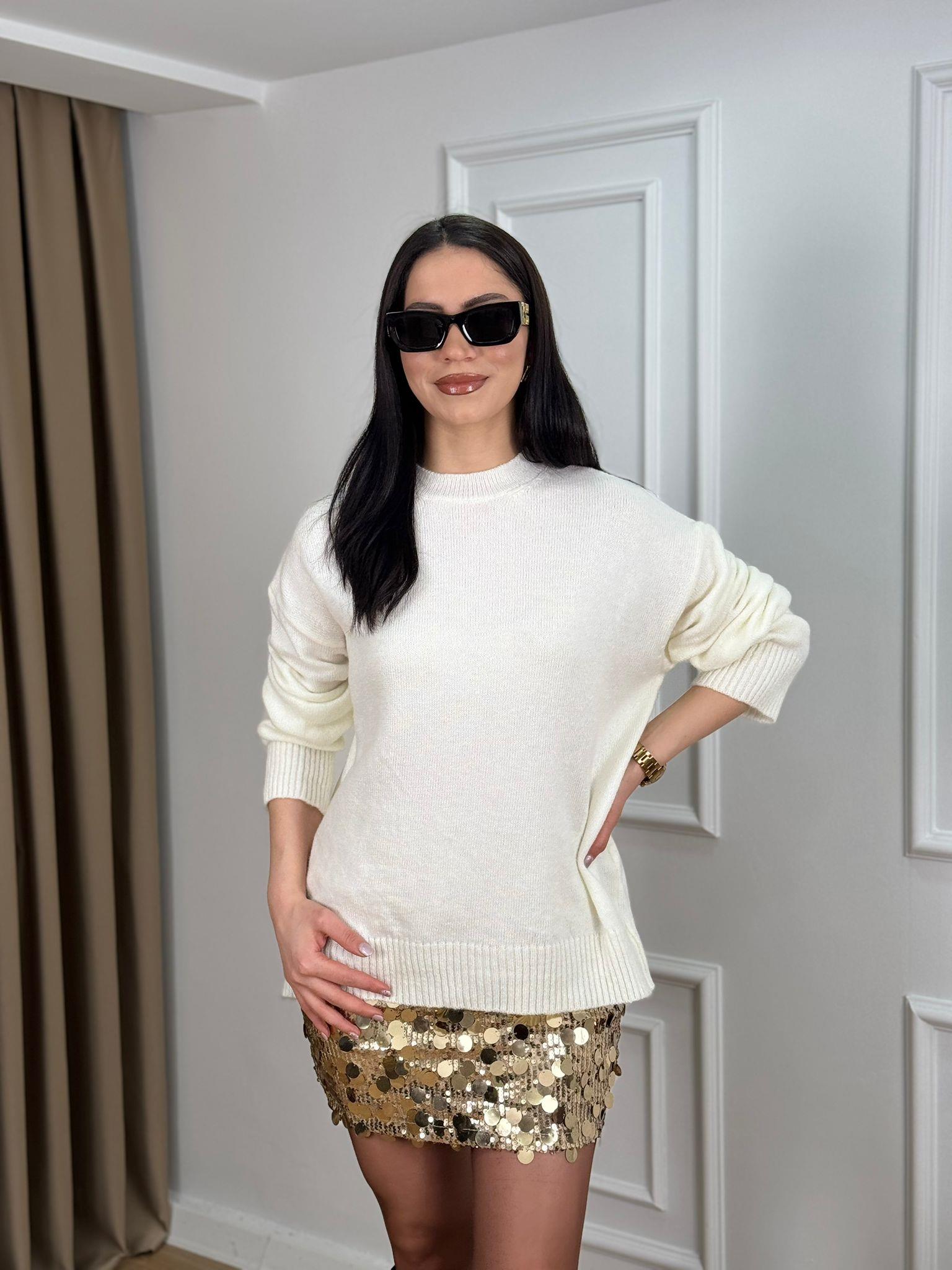 Ekru Bisiklet Yaka Oversize Yün Kazak 7654