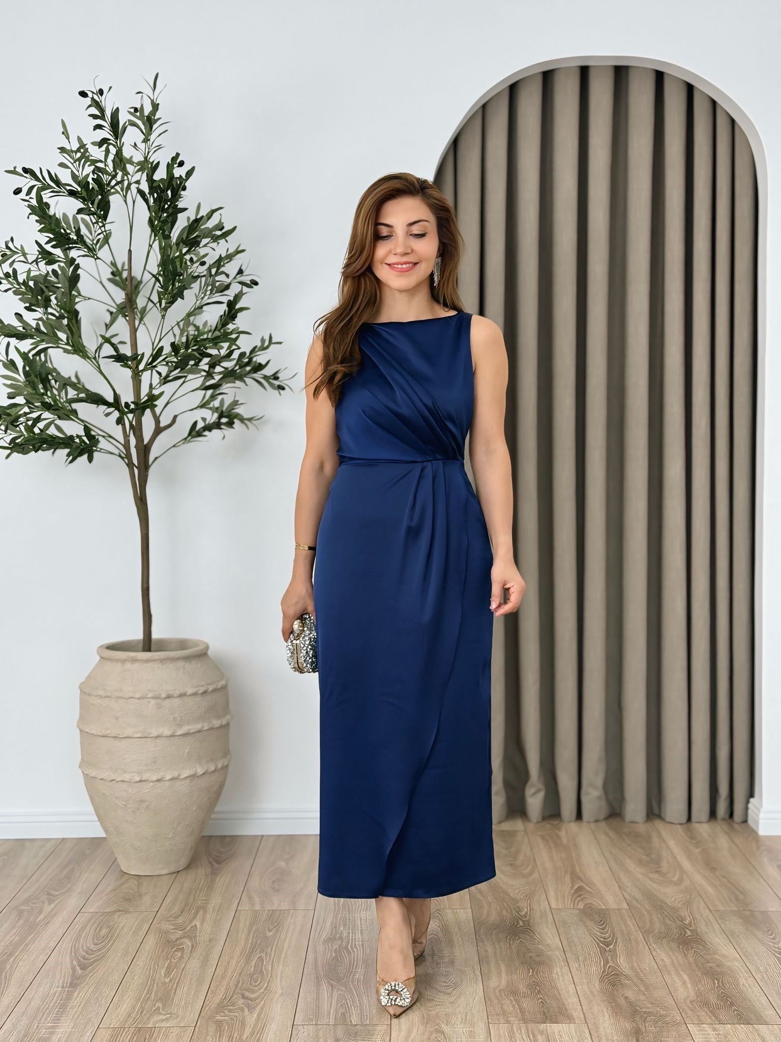 Gece Mavisi Sıfır Kol Yandan Fermuarlı Saten Elbise 25223