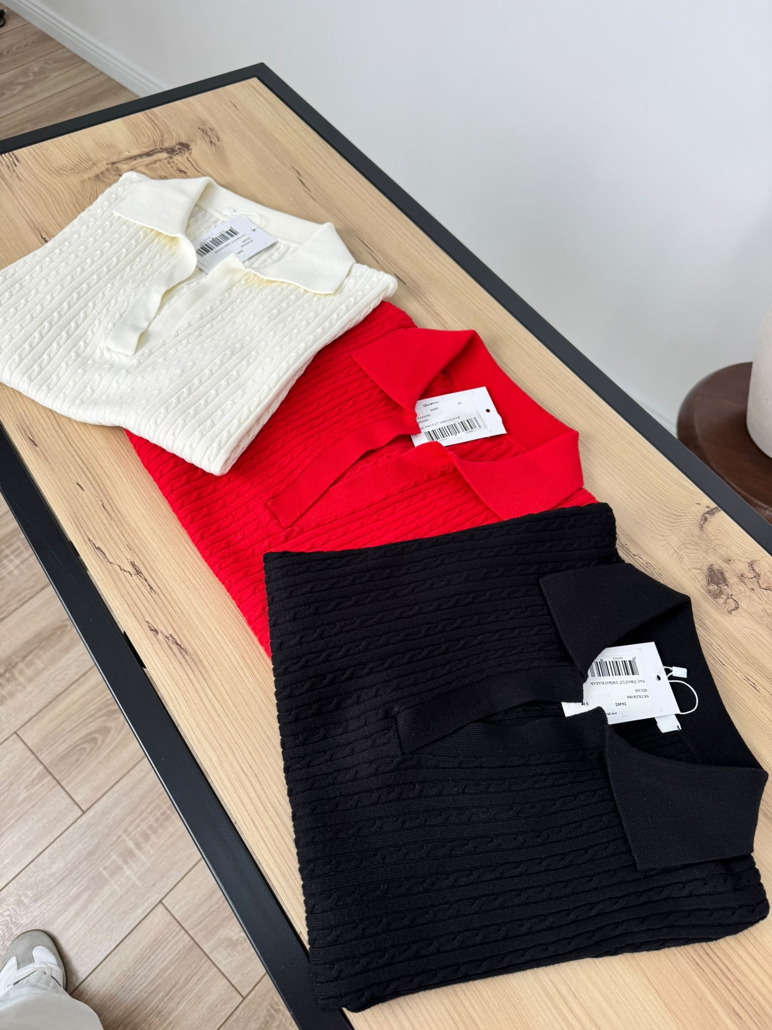 Kırmızı Polo Yaka Saç Örgülü Triko 264018
