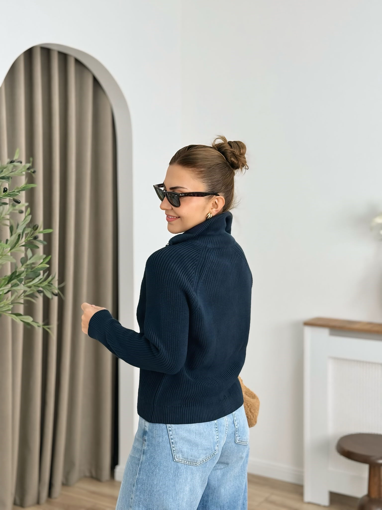 Lacivert Dik Yaka Fermuarlı Triko Hırka 26705