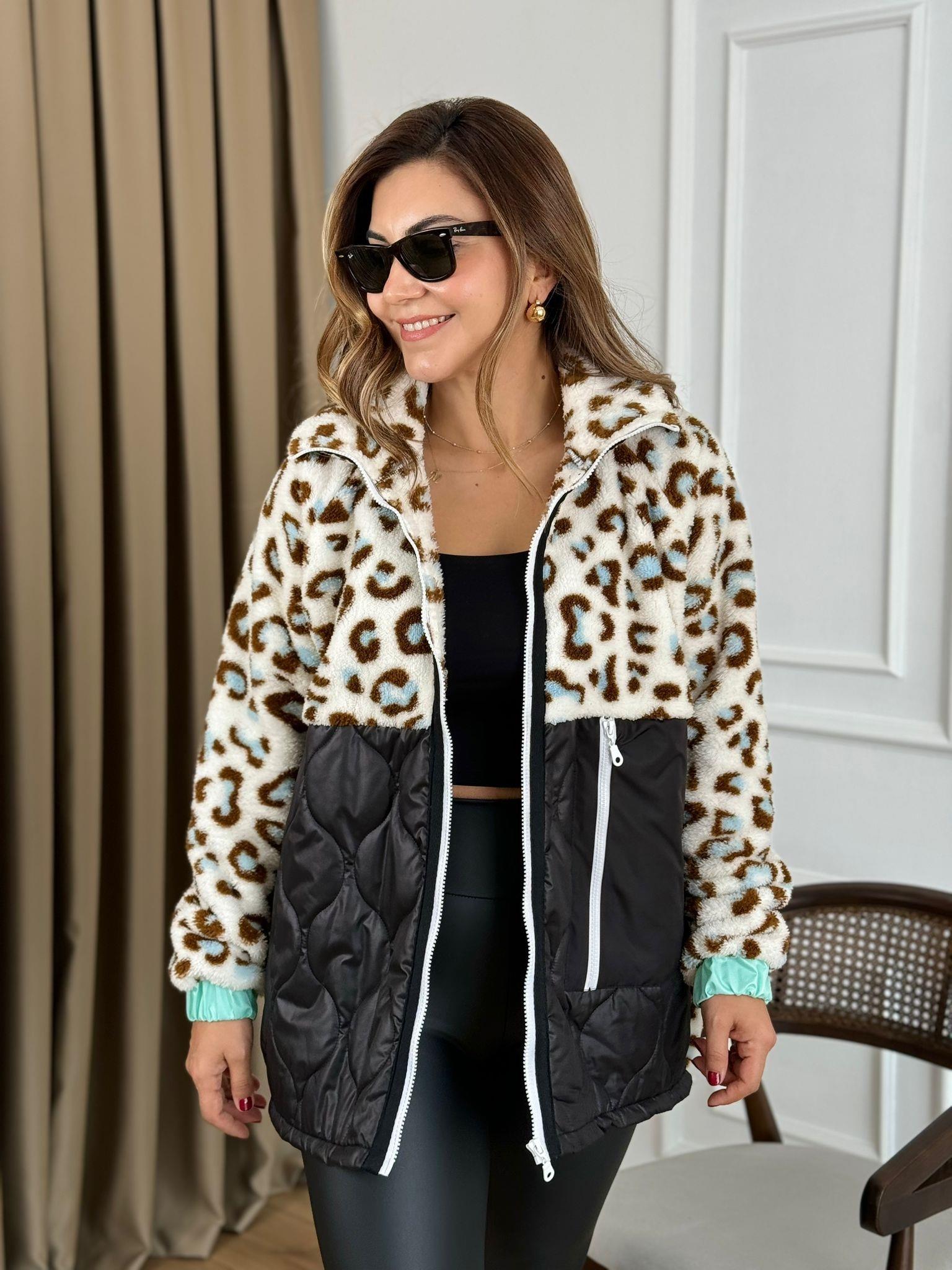 Mavi Leopar Desen Fermuarlı Kapitone Mont OX12