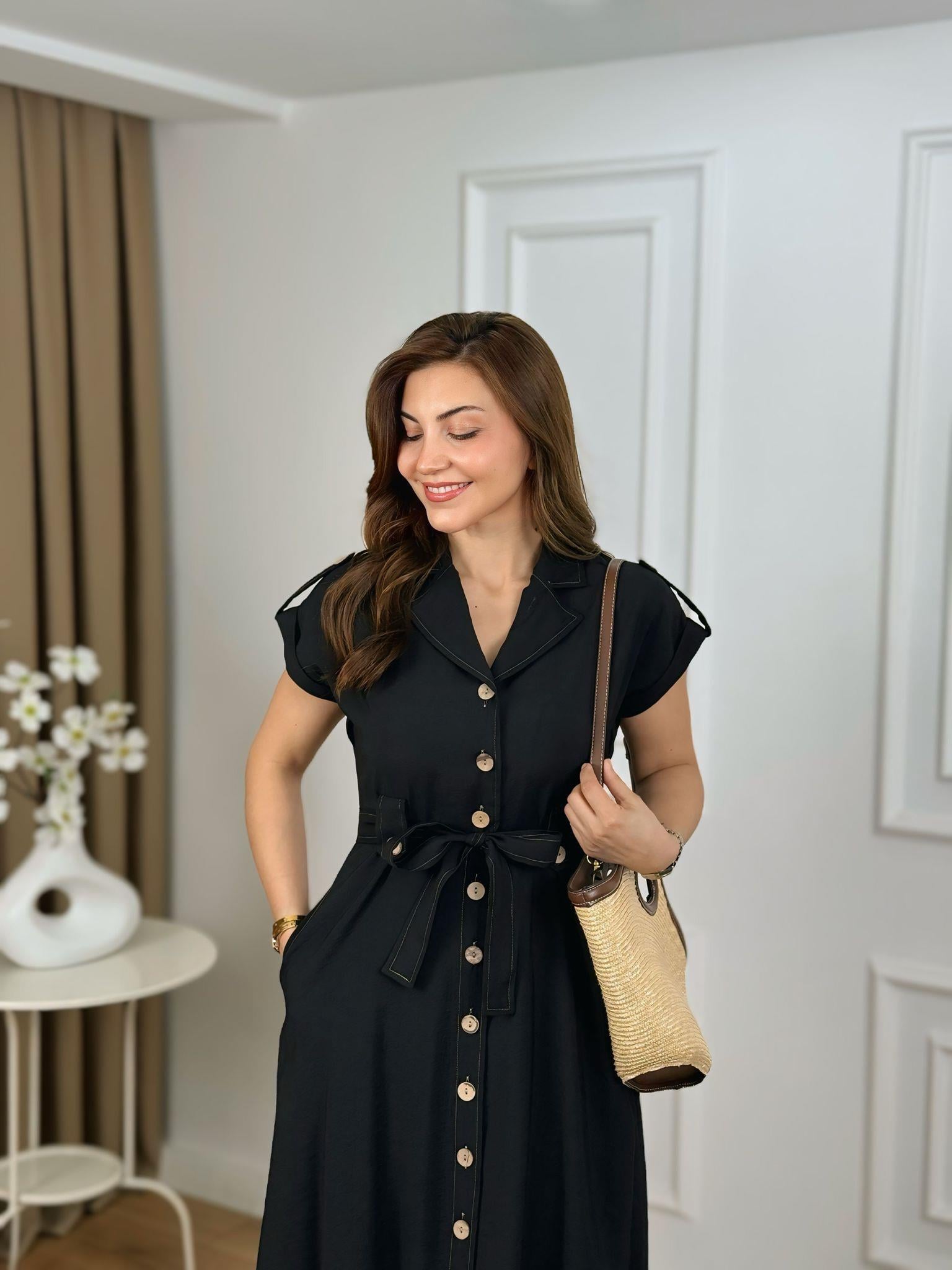 Siyah Düğmeli Kemerli Gömlek Elbise 215156