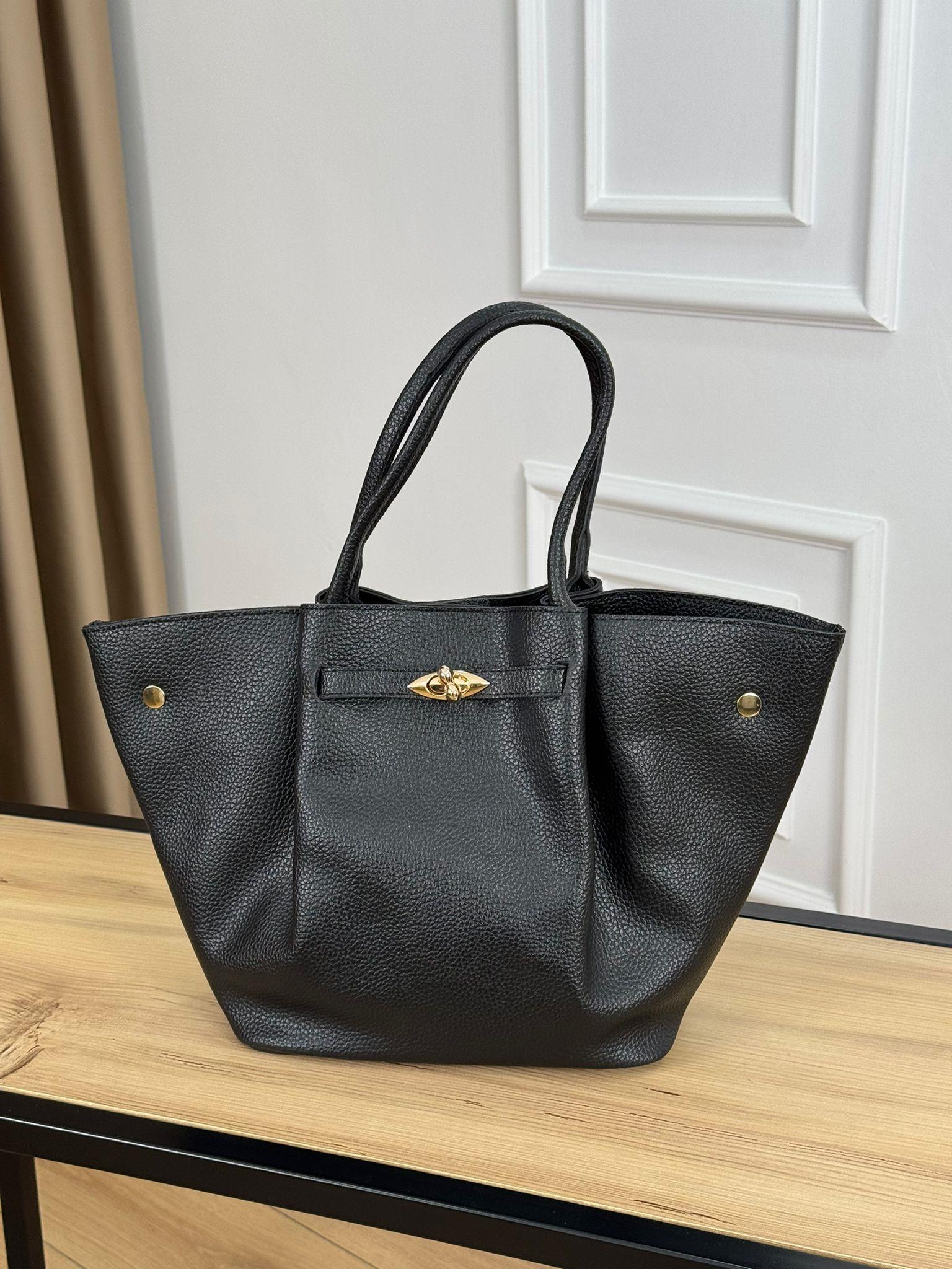 Siyah Marka Model Leopar Astarlı Gold Tokalı Çanta 1225