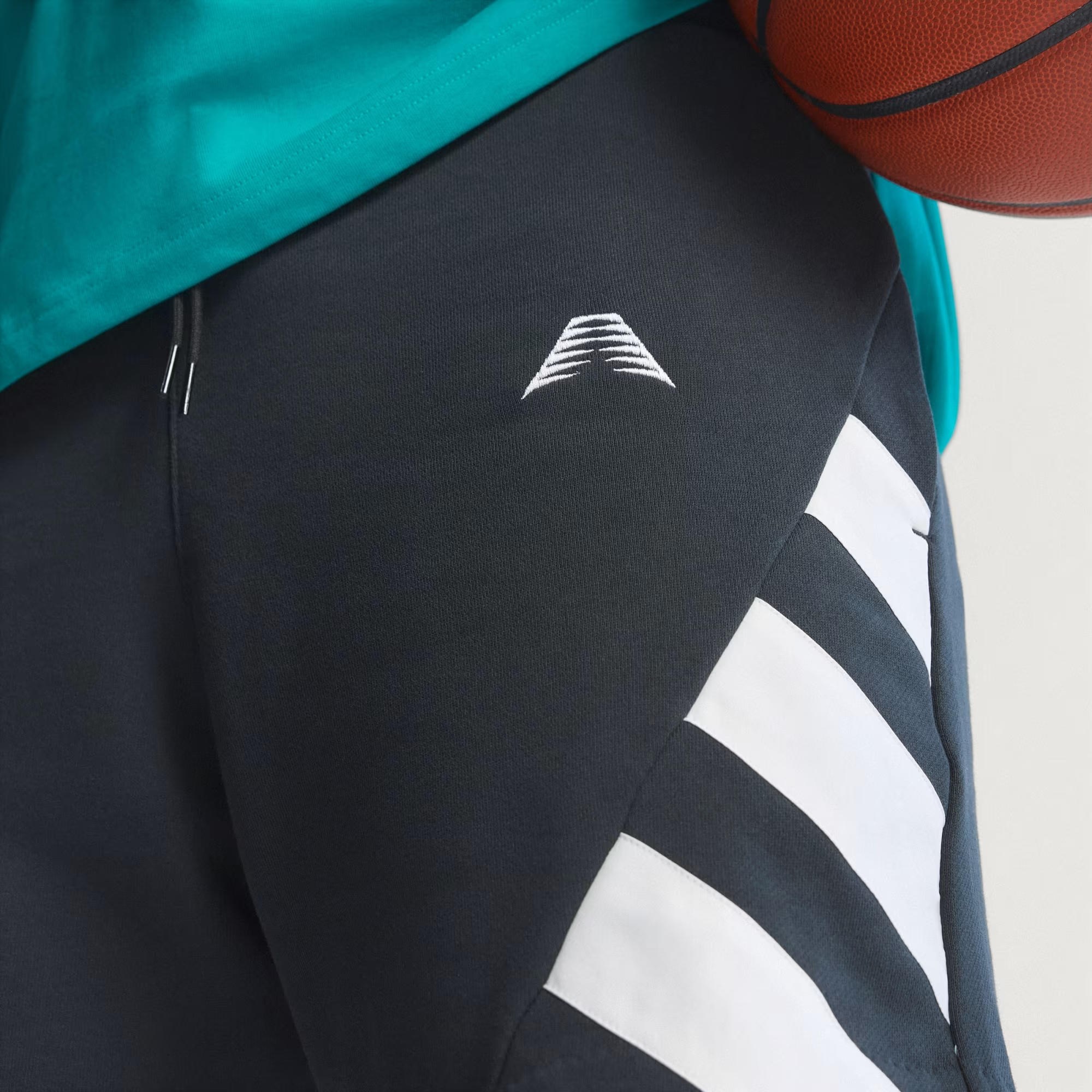 adidas Anthony Edwards Foundation Erkek Şort