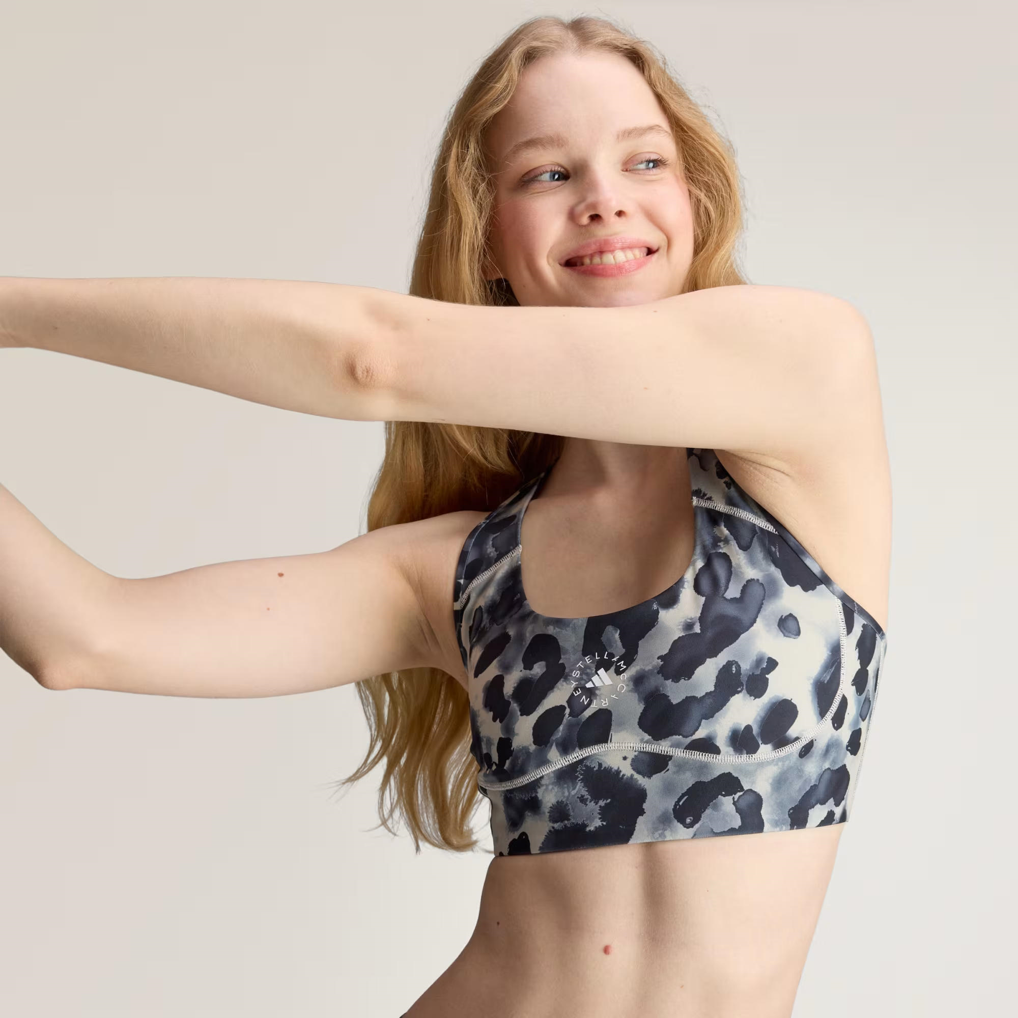 adidas by Stella McCartney Power Impact Training Kadın Büstiyer
