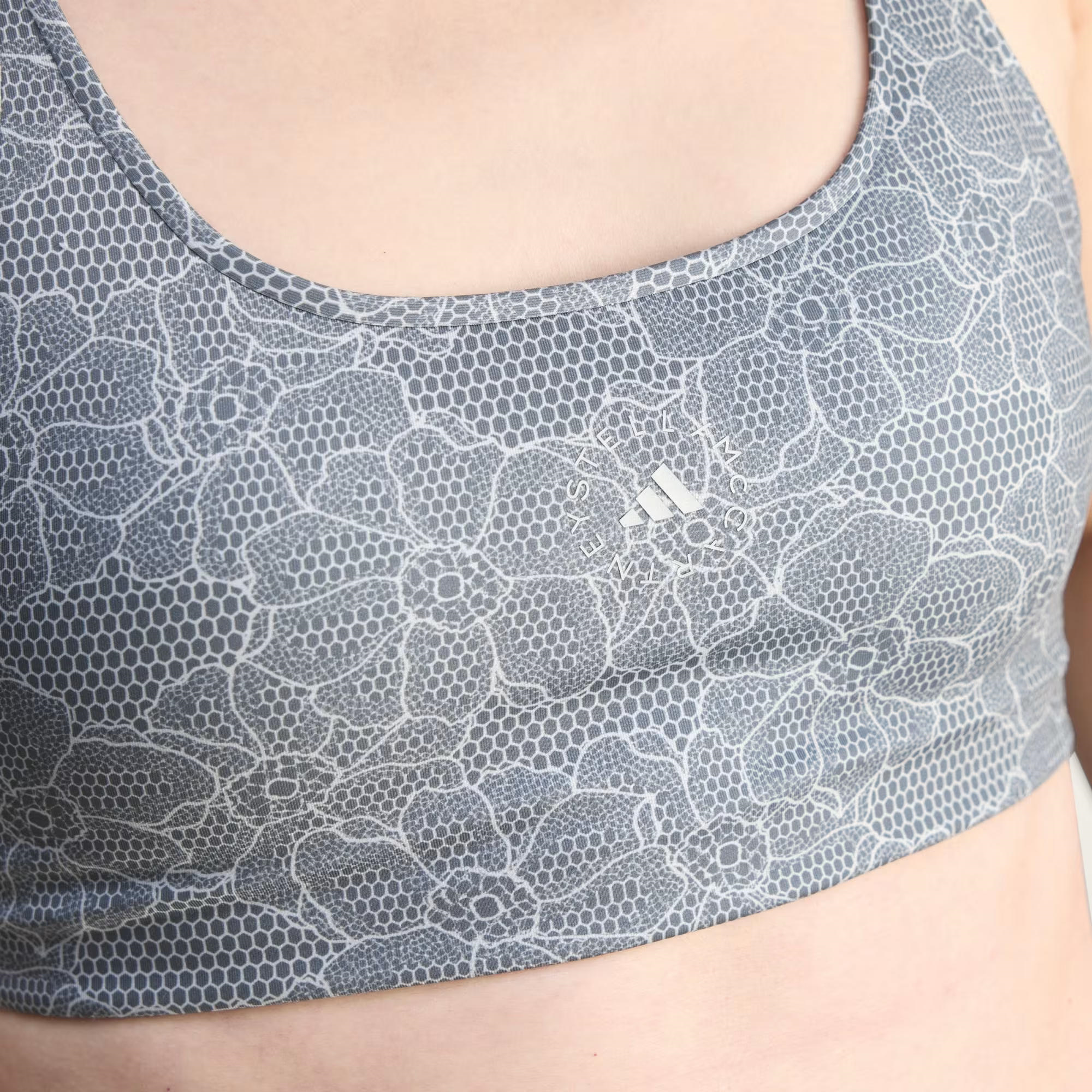 adidas by Stella McCartney Running Printed Mini Crop Kadın Büstiyer