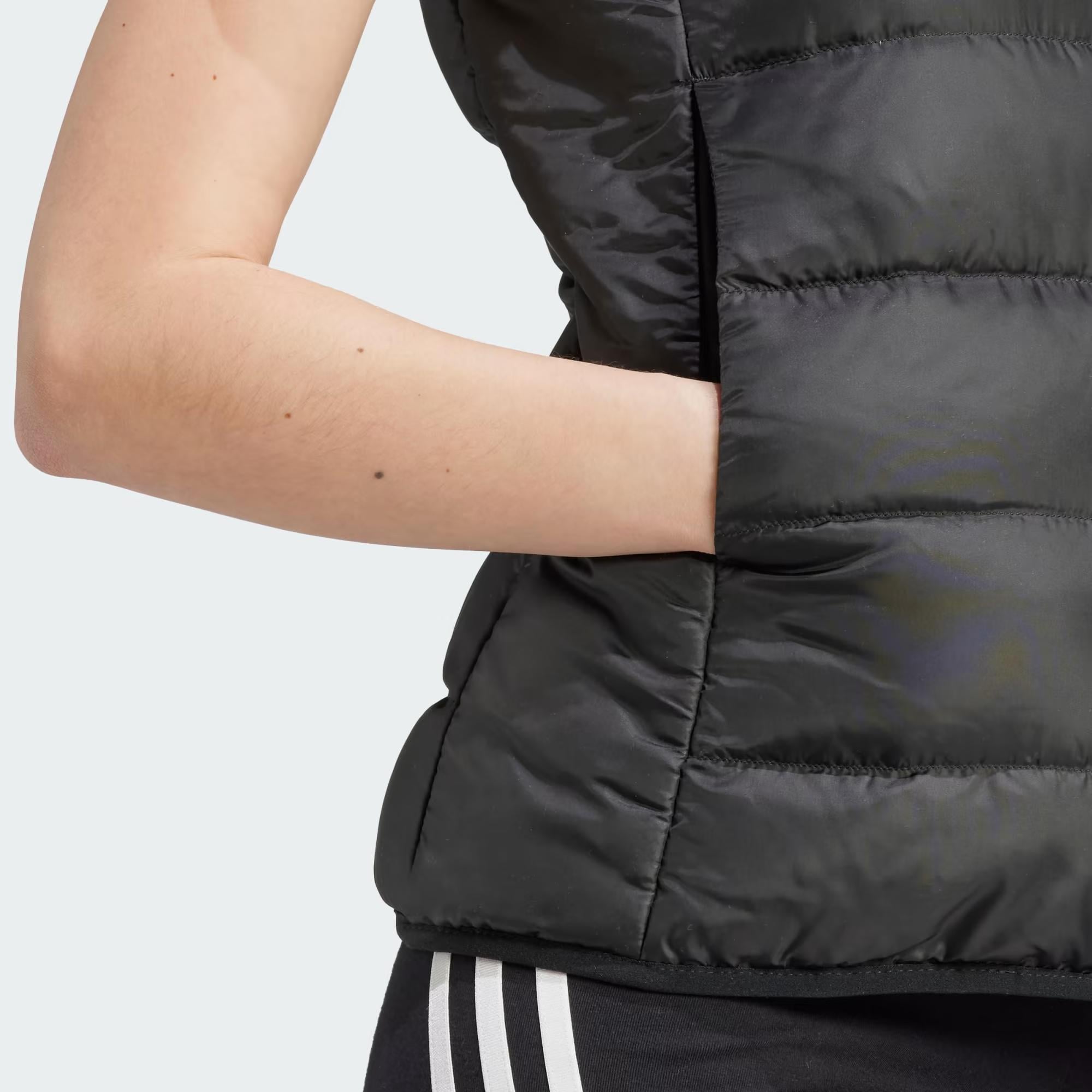 adidas Essentials 3 Stripes Light Down Kadın Yelek