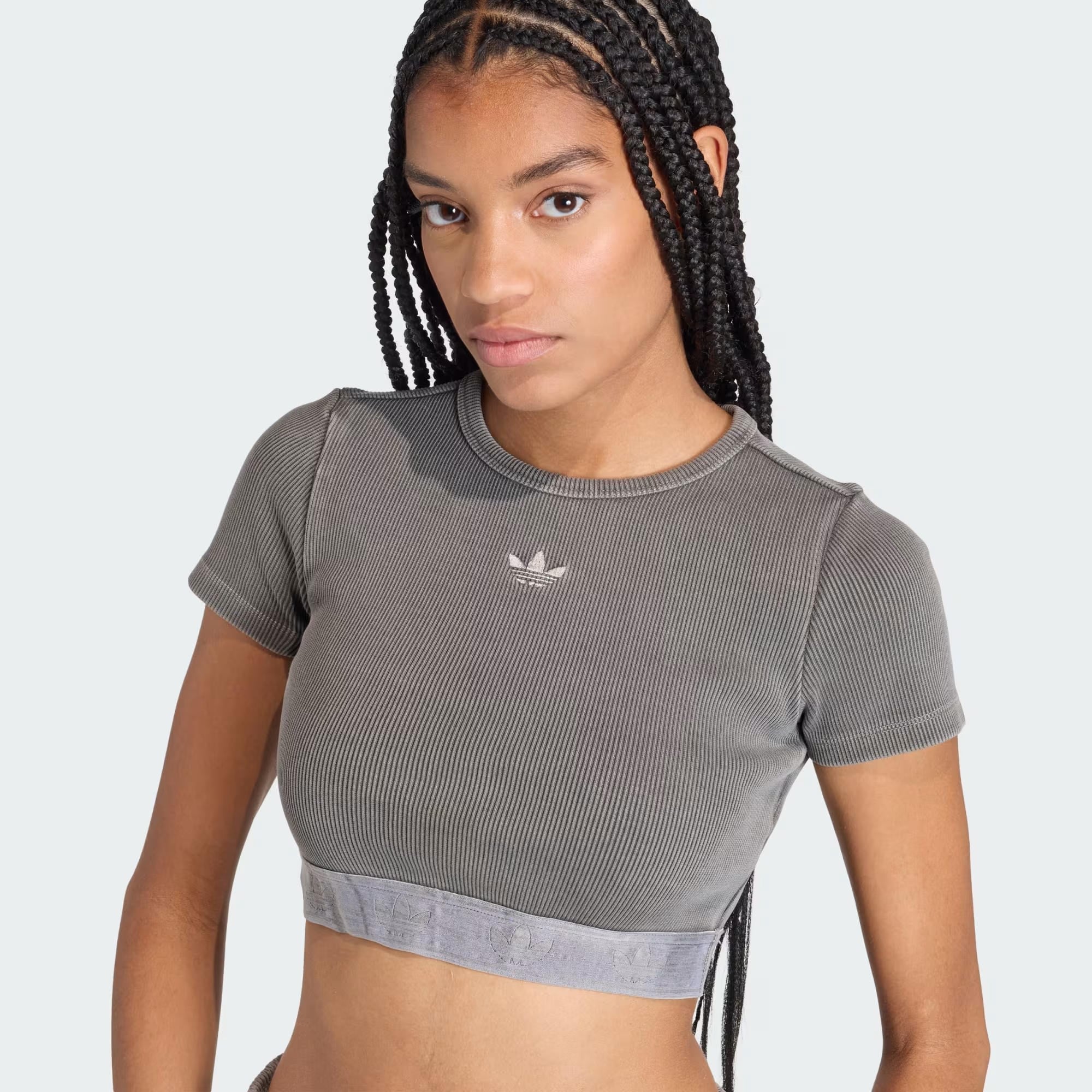 adidas Essentials Wash Kadın Tişört