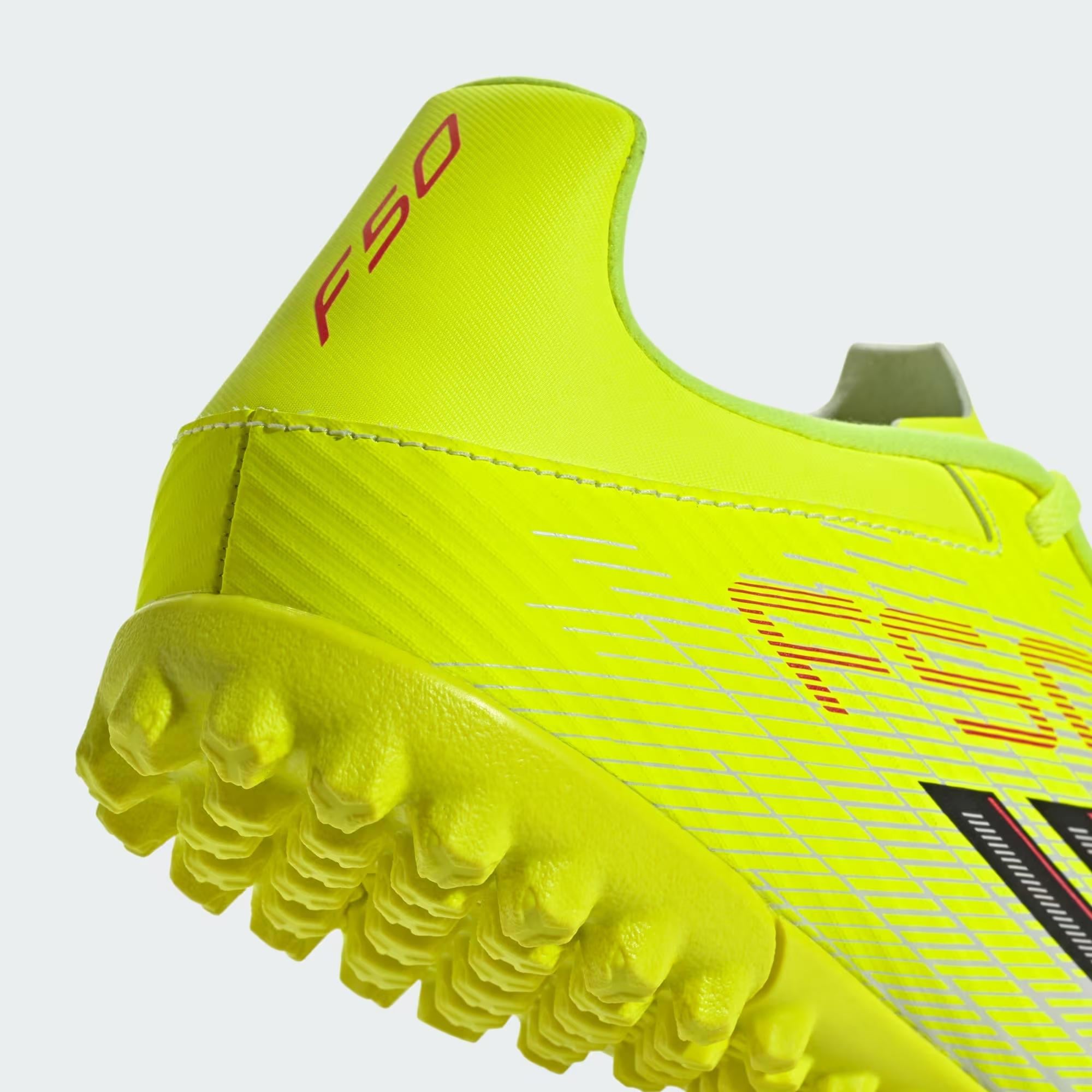adidas F50 Club TF Erkek Halı Saha Ayakkabısı