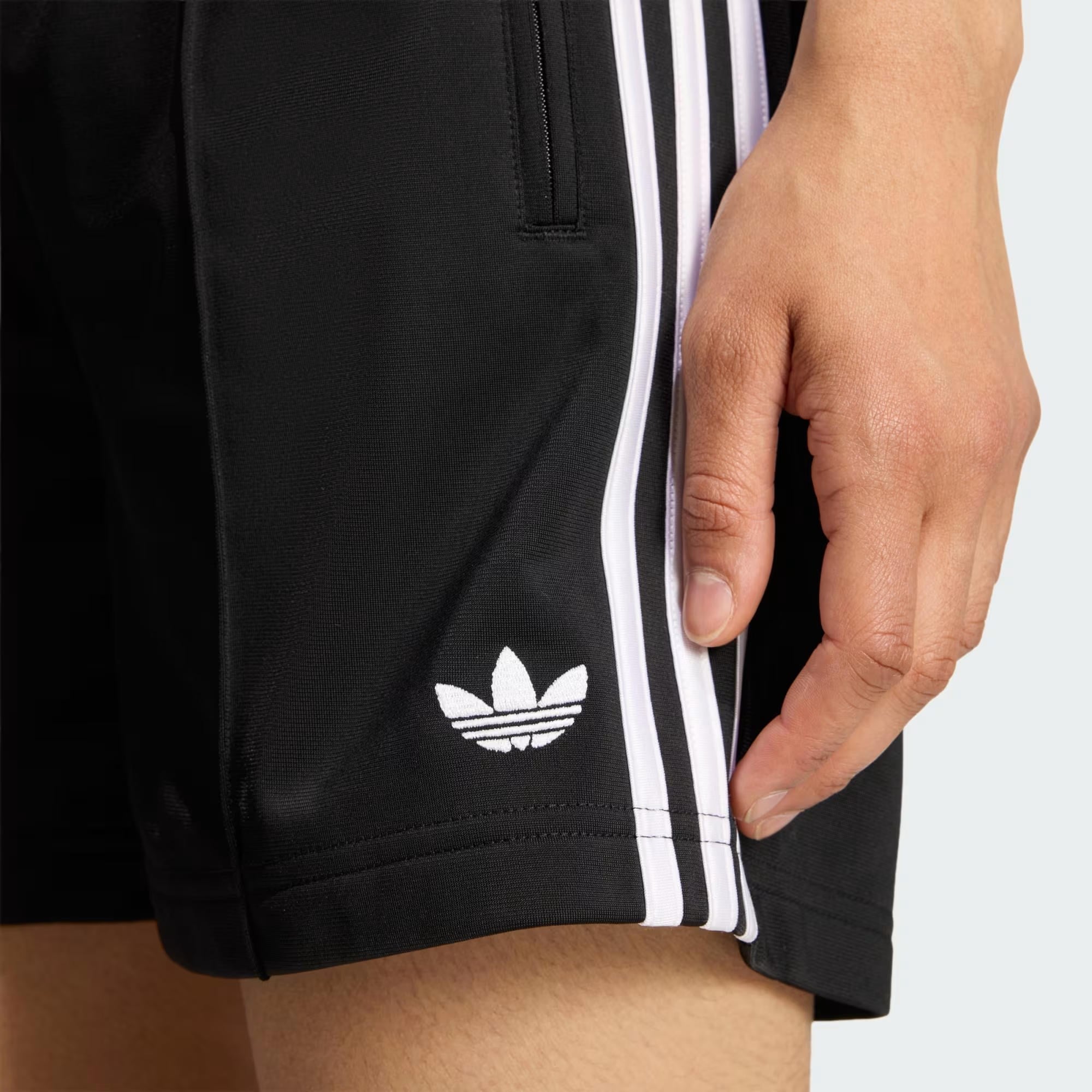 adidas Firebird Classic Kadın Şort
