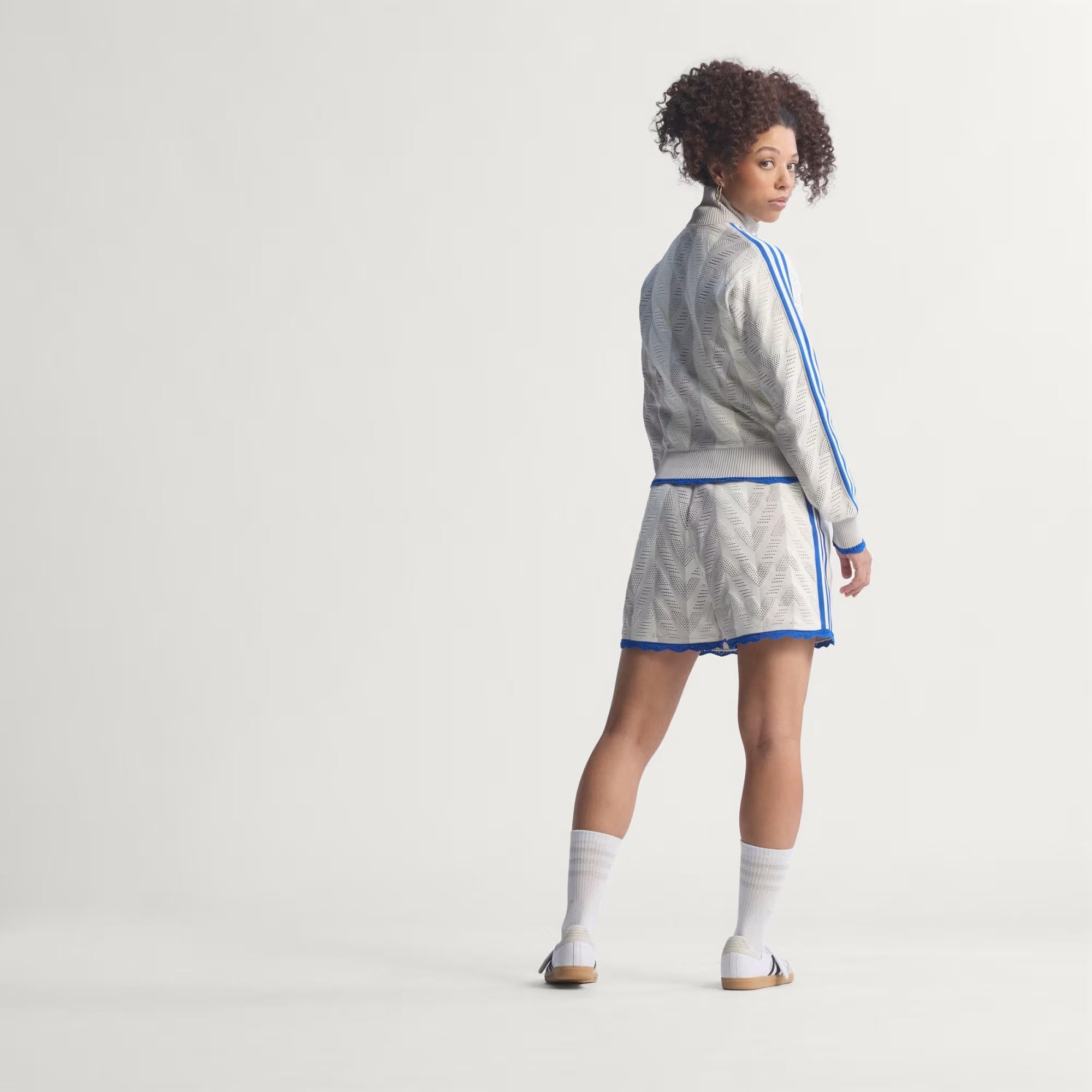 adidas Firebird Kadın Sweatshirt