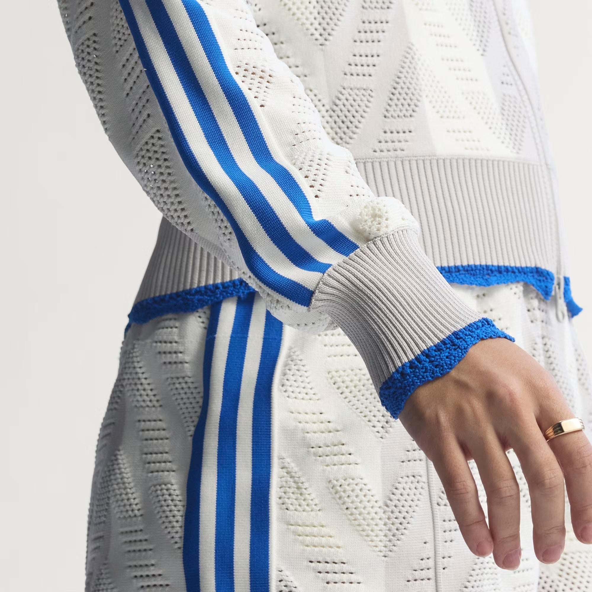adidas Firebird Kadın Sweatshirt