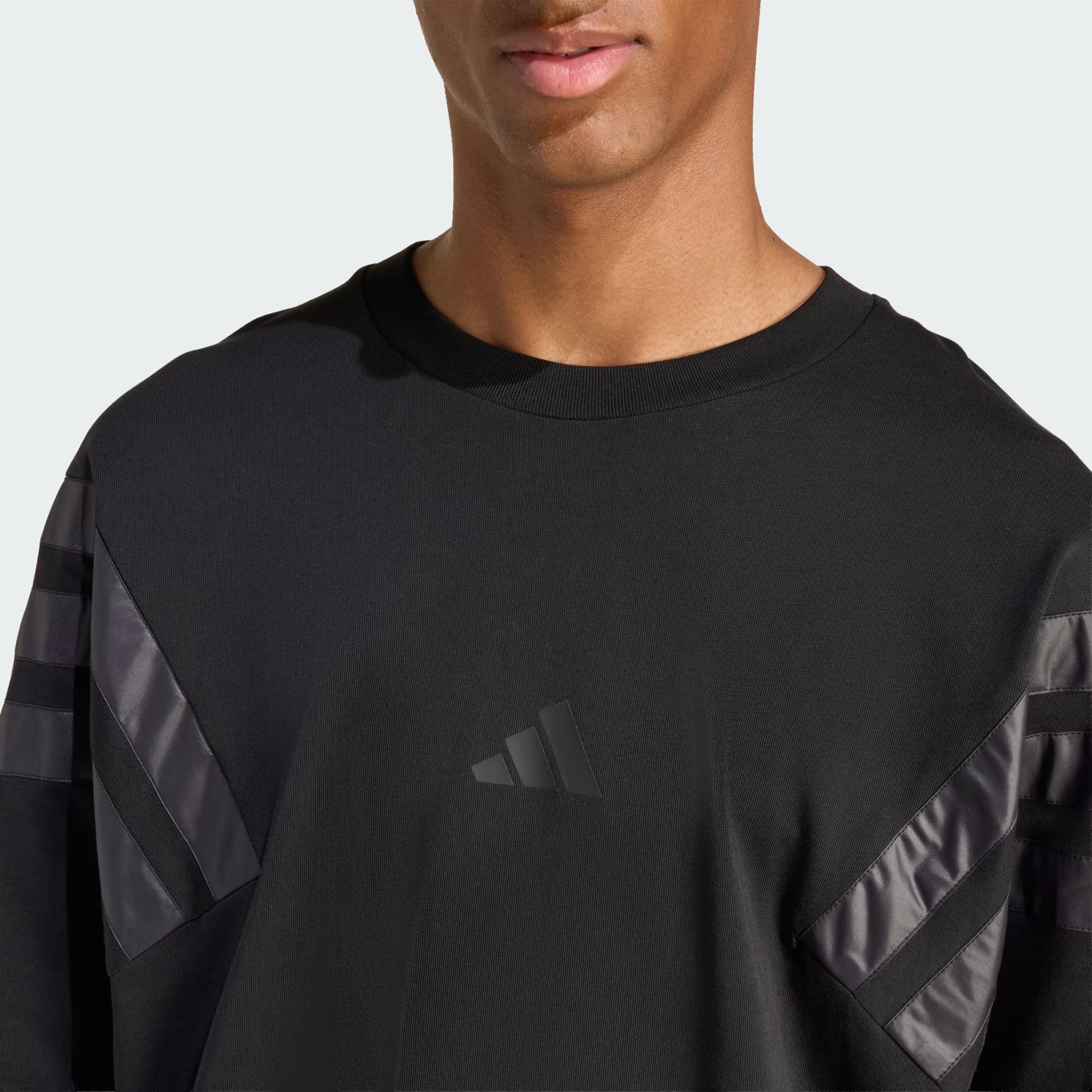 adidas Future Icons Erkek Tişört