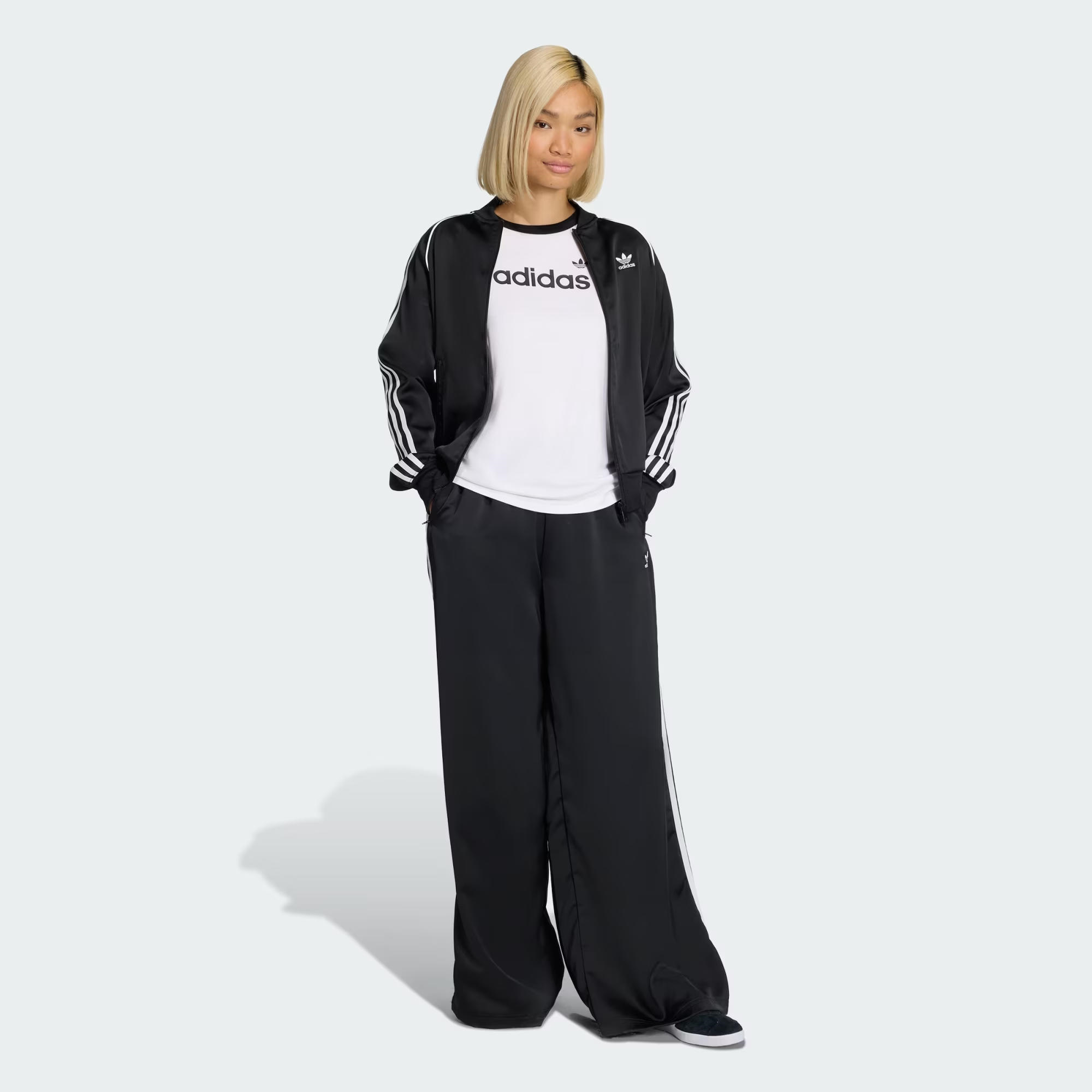 adidas Linear Kadın Tişört