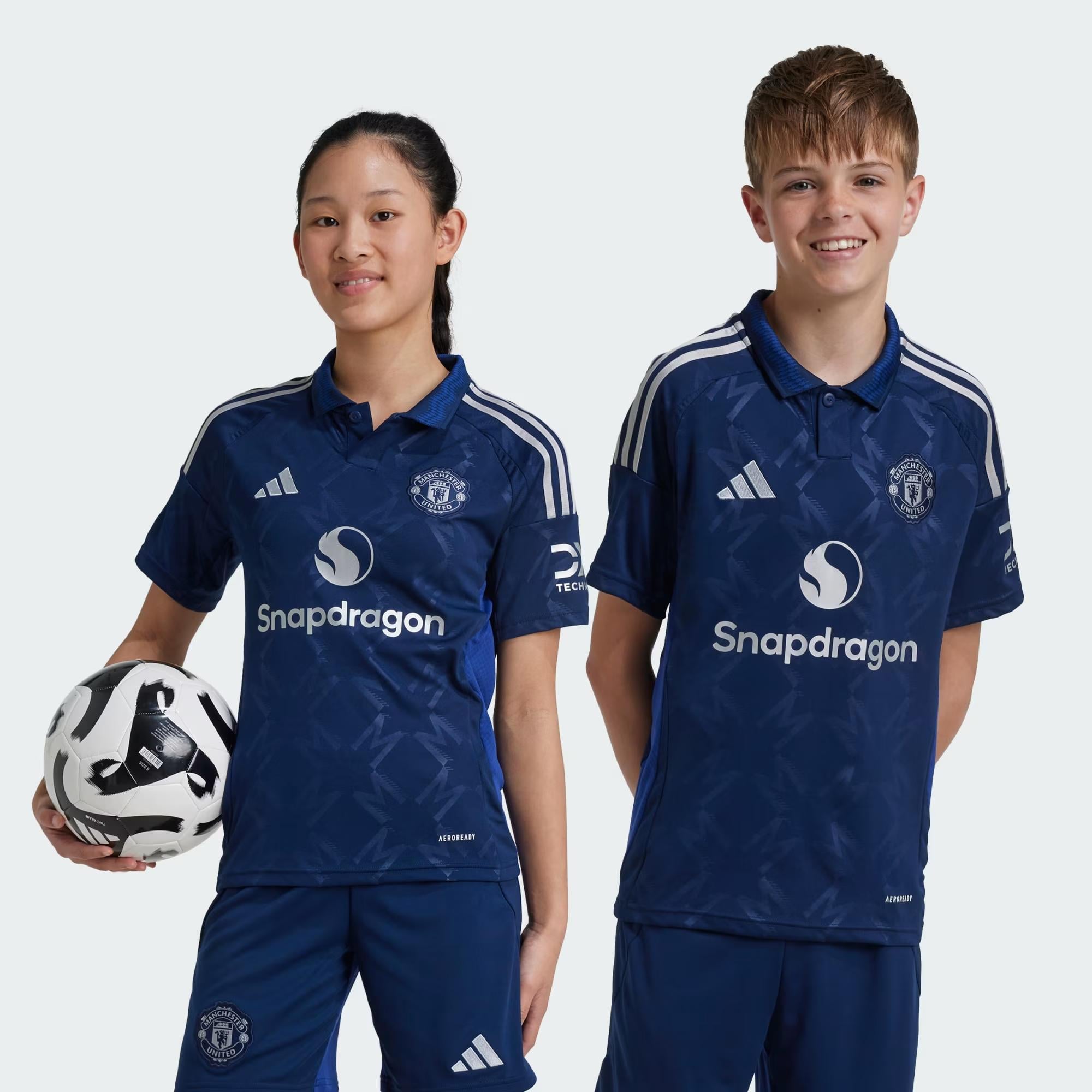 adidas Manchester United 24/25 Away Çocuk Forma